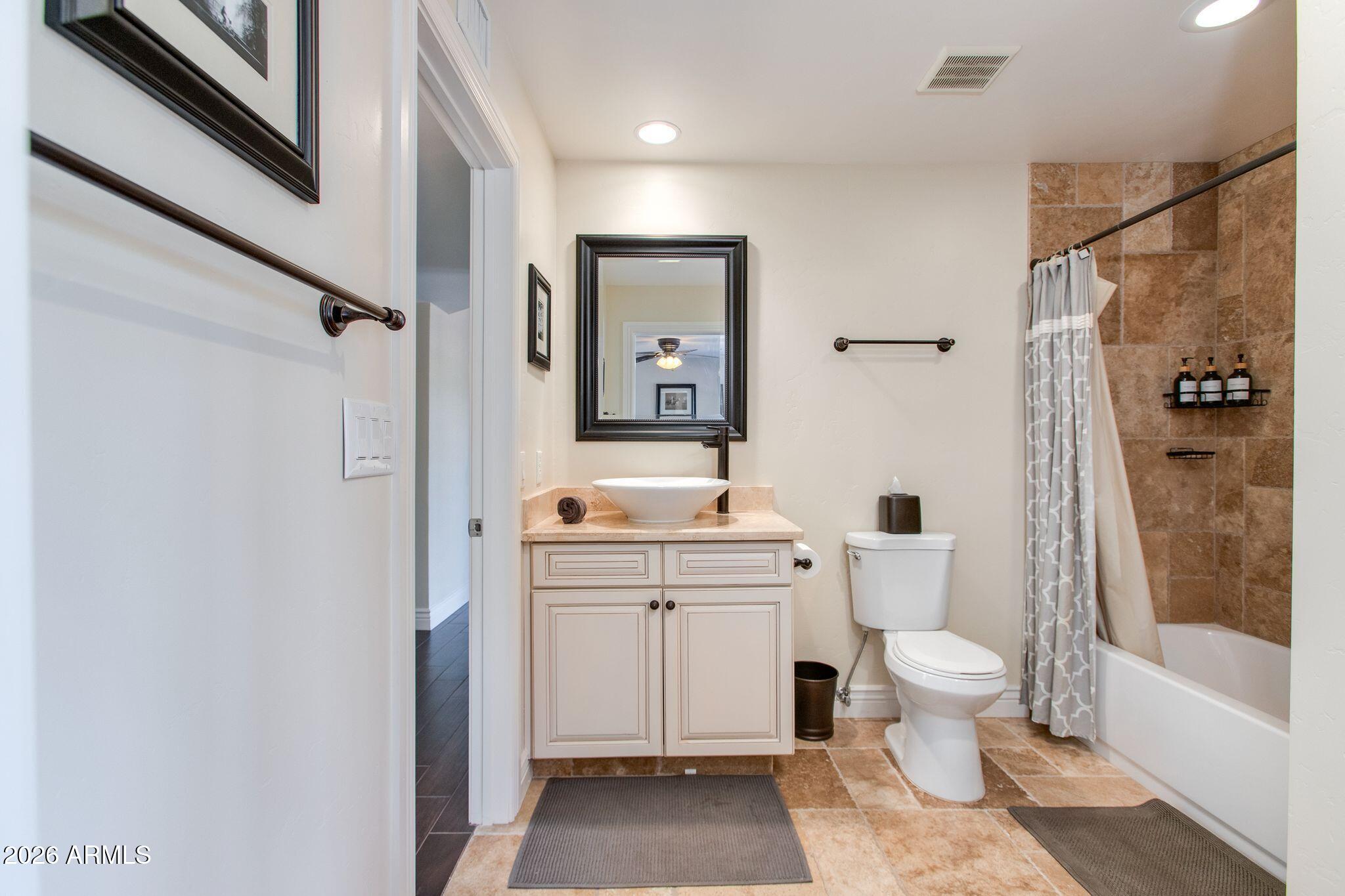 15952 E VENETIAN Lane