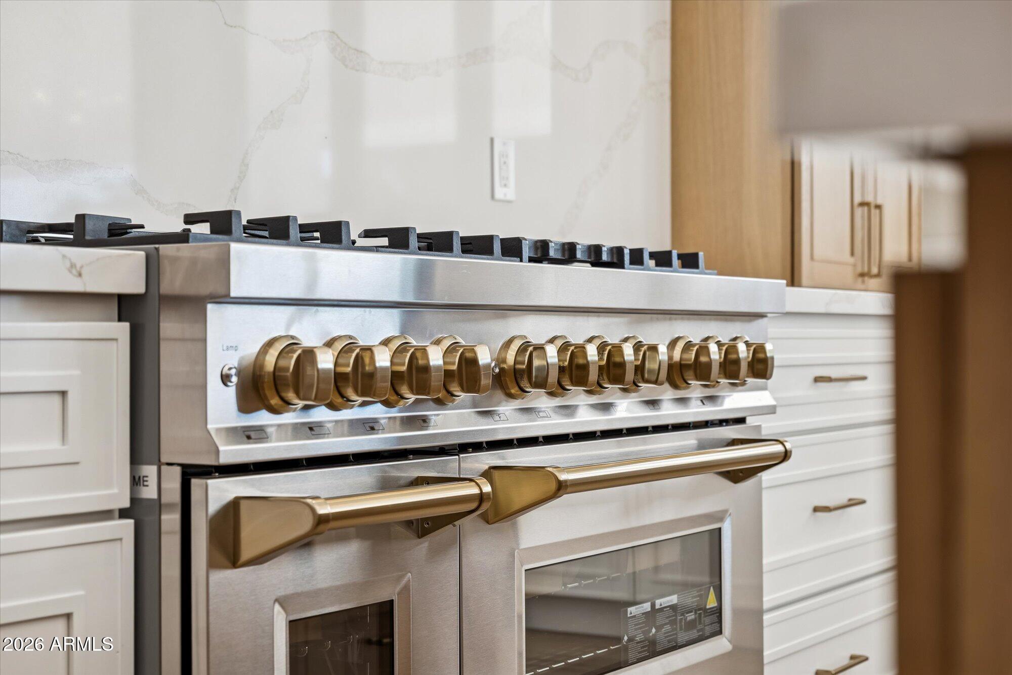 5861 E SAINT JOHN Road