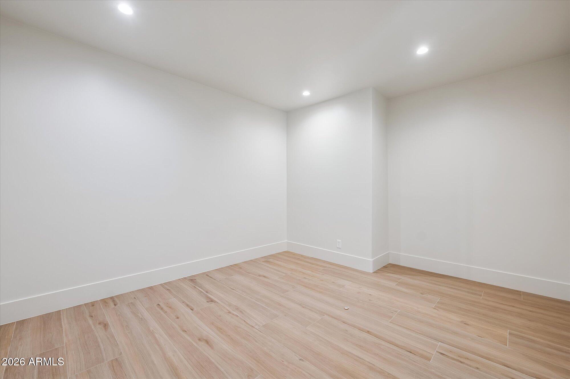 5861 E SAINT JOHN Road