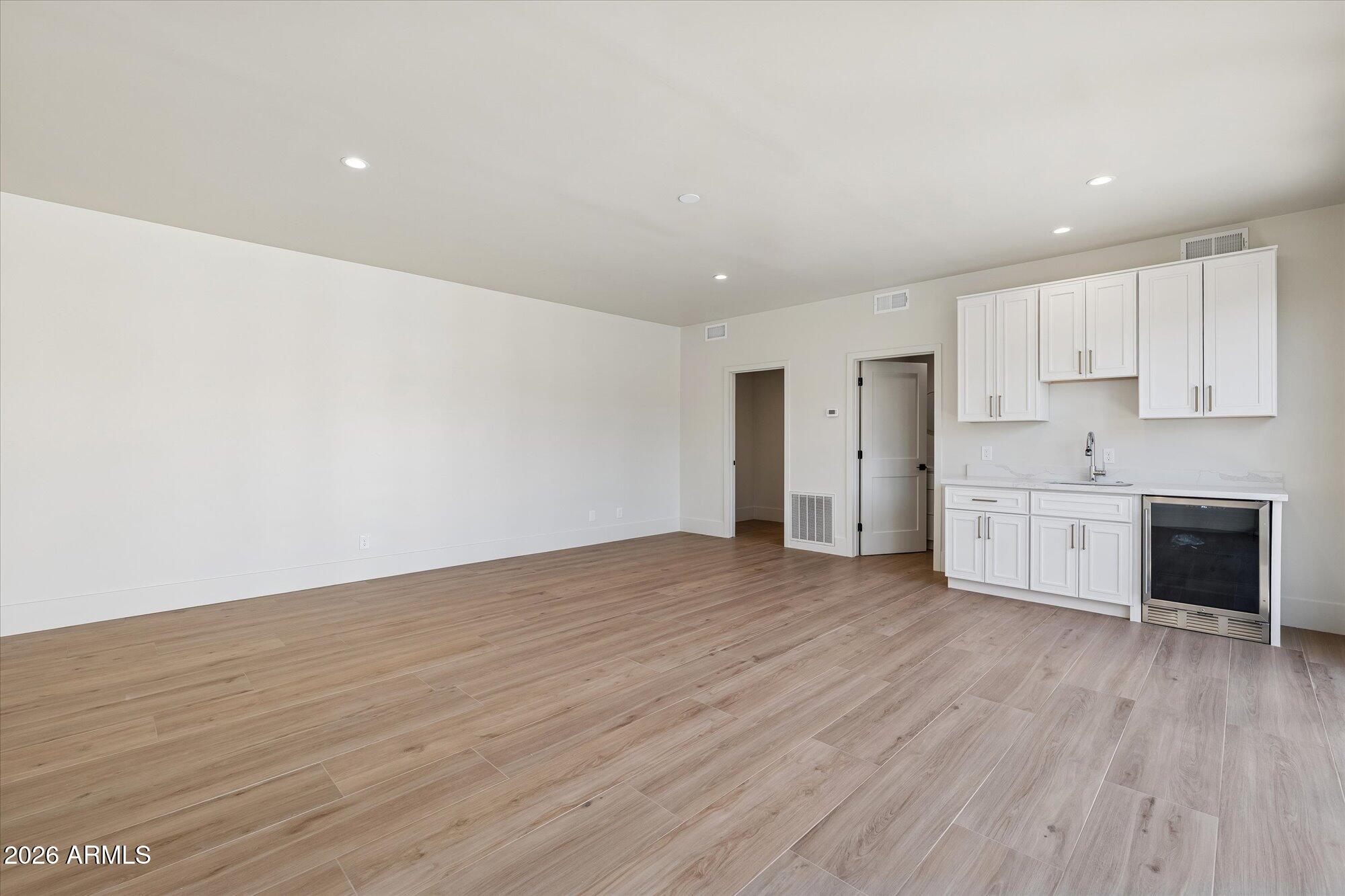 5861 E SAINT JOHN Road