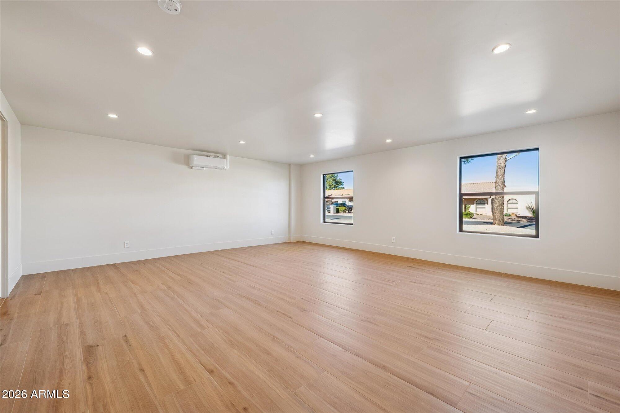 5861 E SAINT JOHN Road