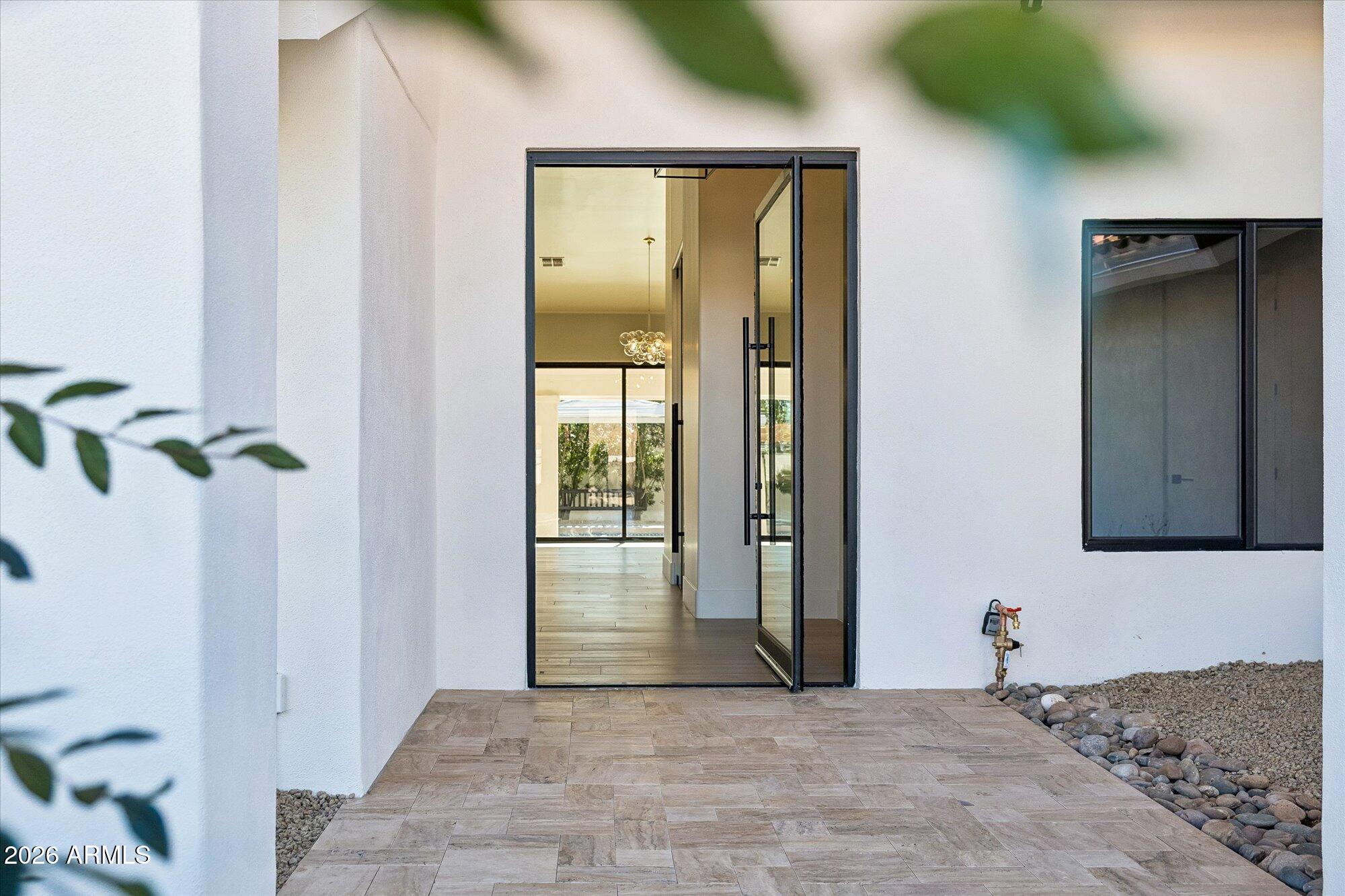 5861 E SAINT JOHN Road