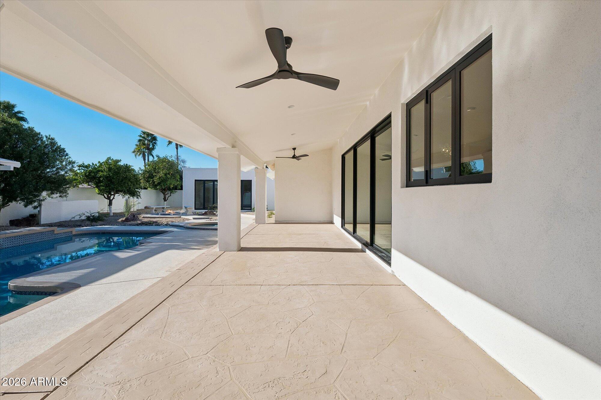 5861 E SAINT JOHN Road