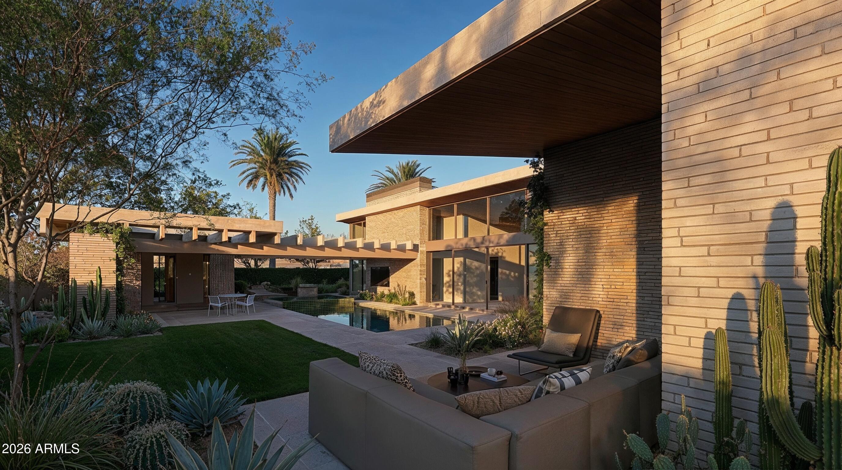 4027 E San Miguel Avenue