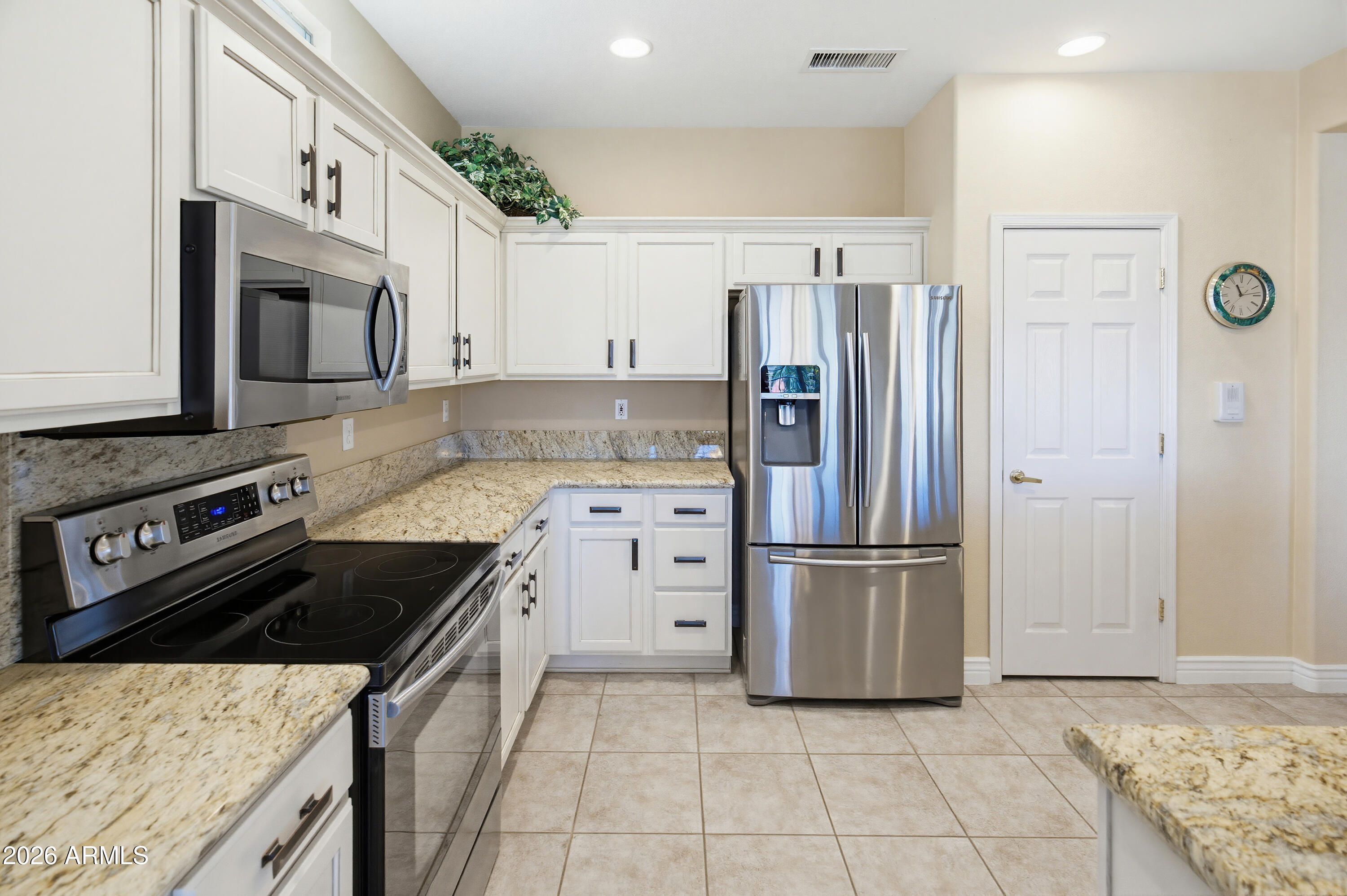 15932 W SUMMERWALK Drive