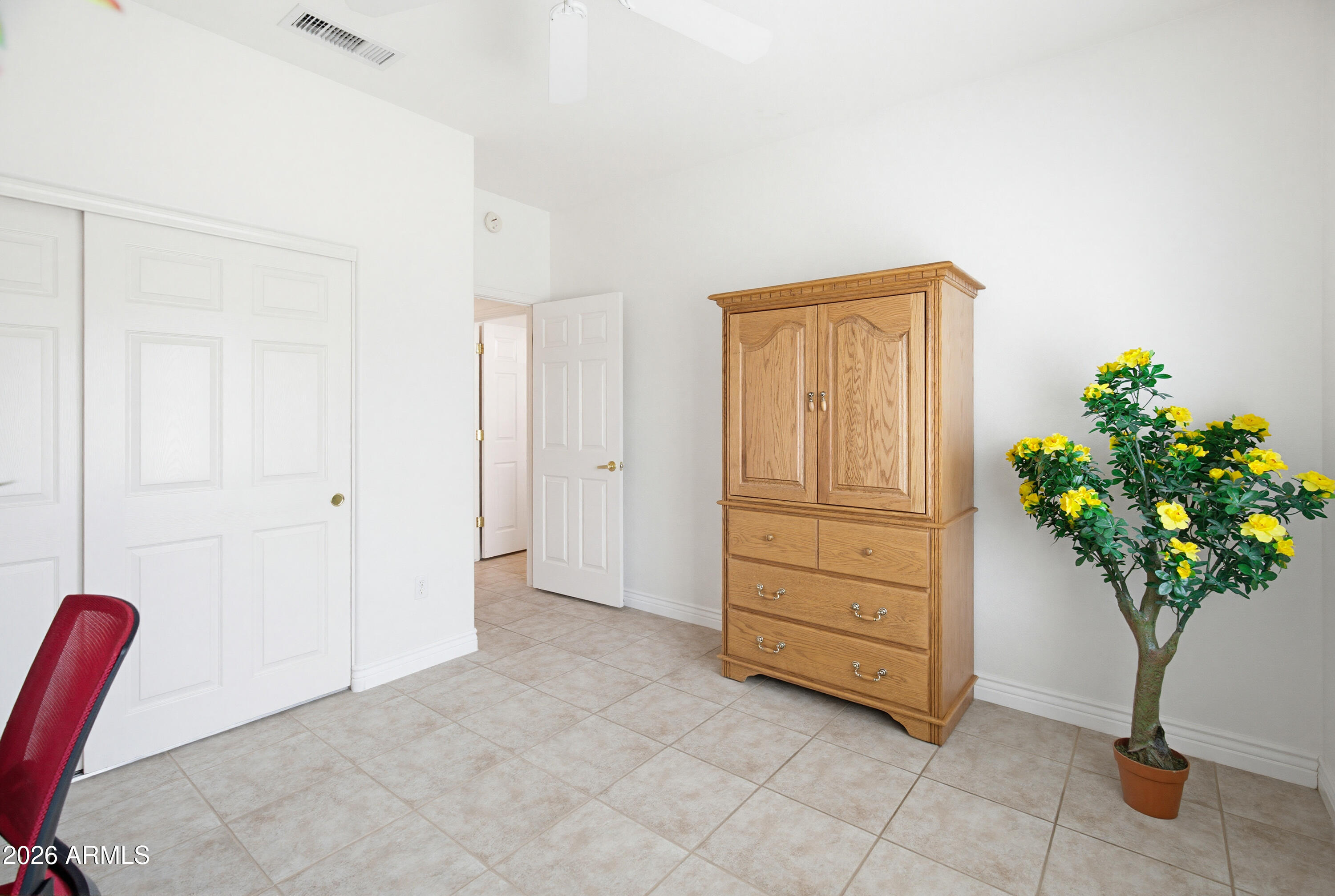 15932 W SUMMERWALK Drive