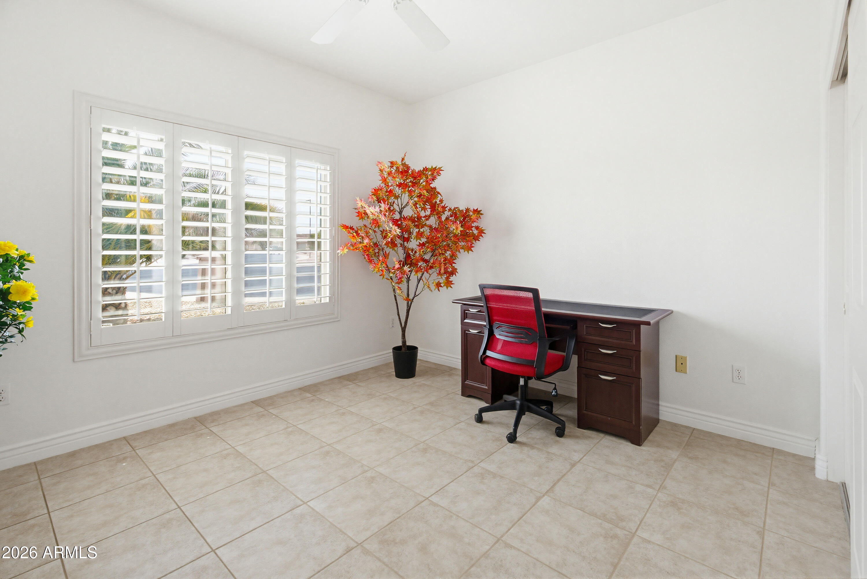 15932 W SUMMERWALK Drive