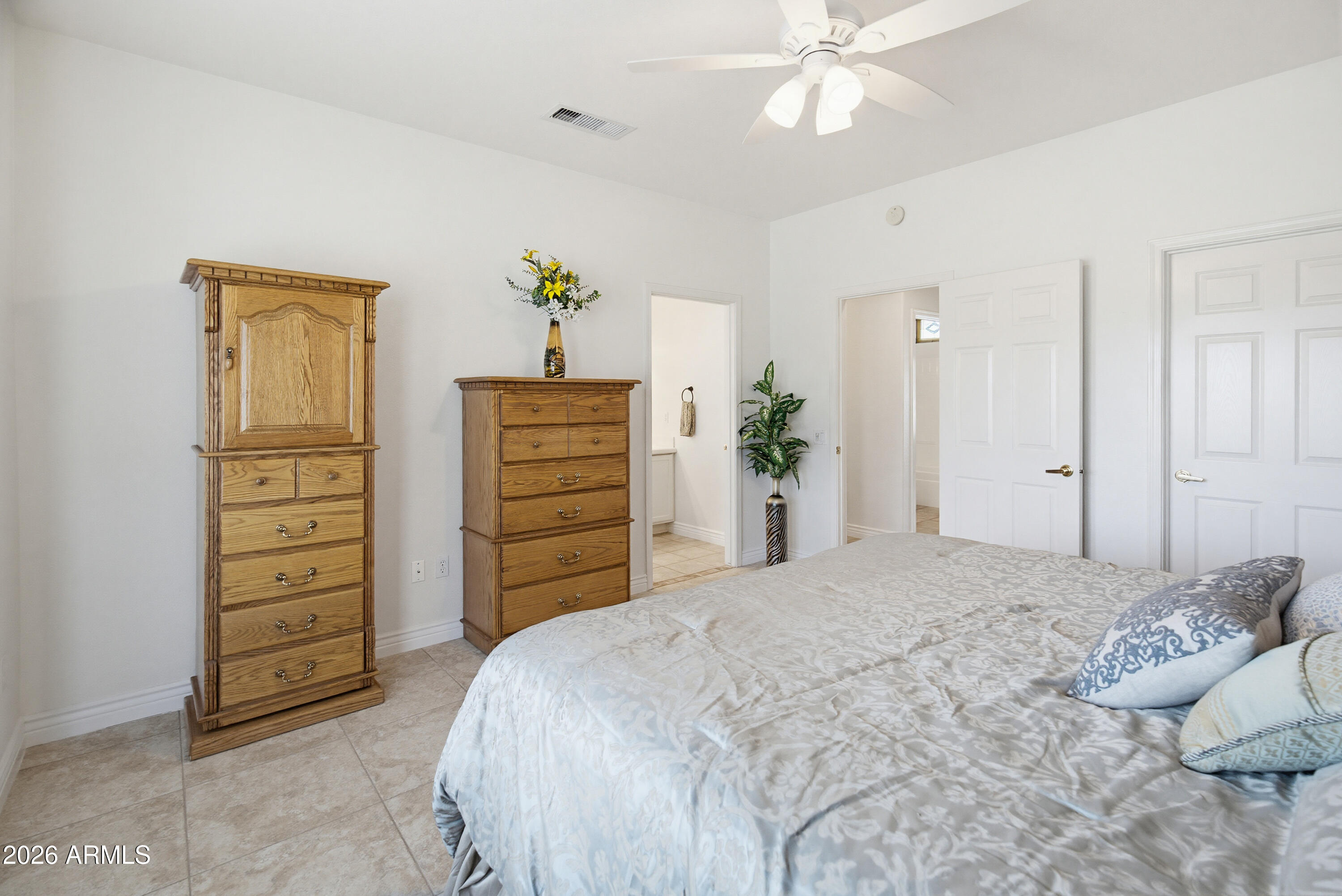 15932 W SUMMERWALK Drive