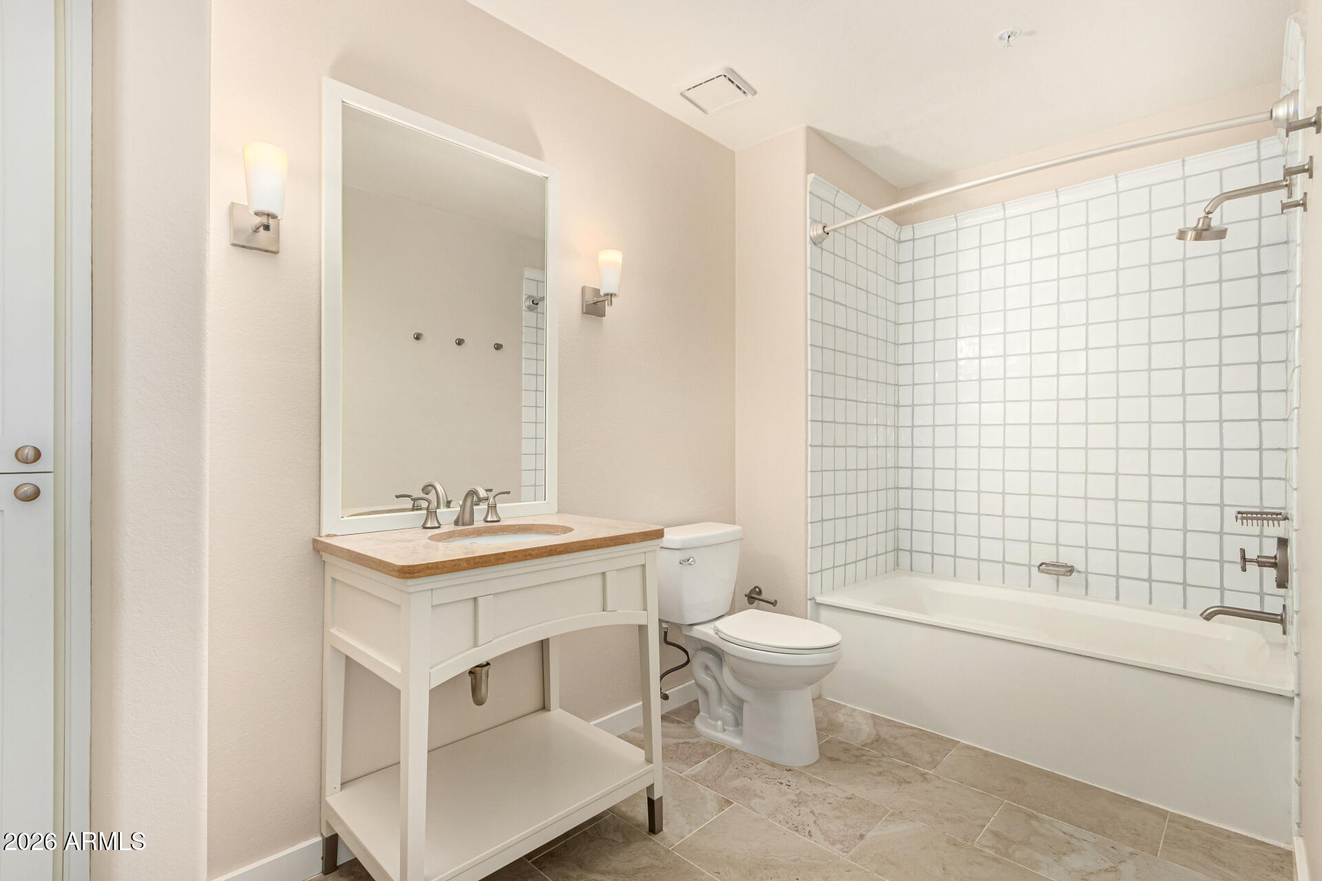 7575 E INDIAN BEND Road 2036