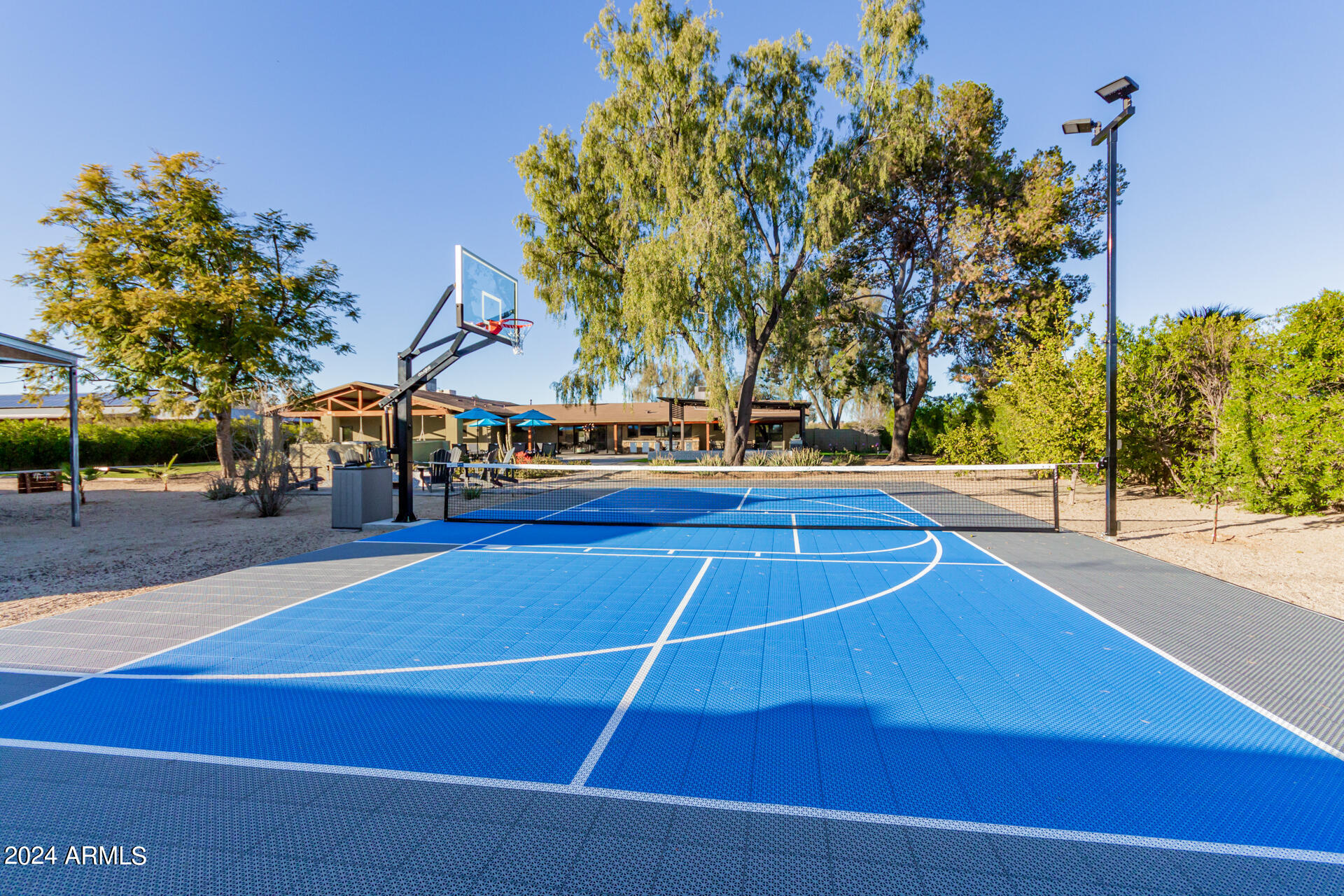 7701 E DAVENPORT Drive