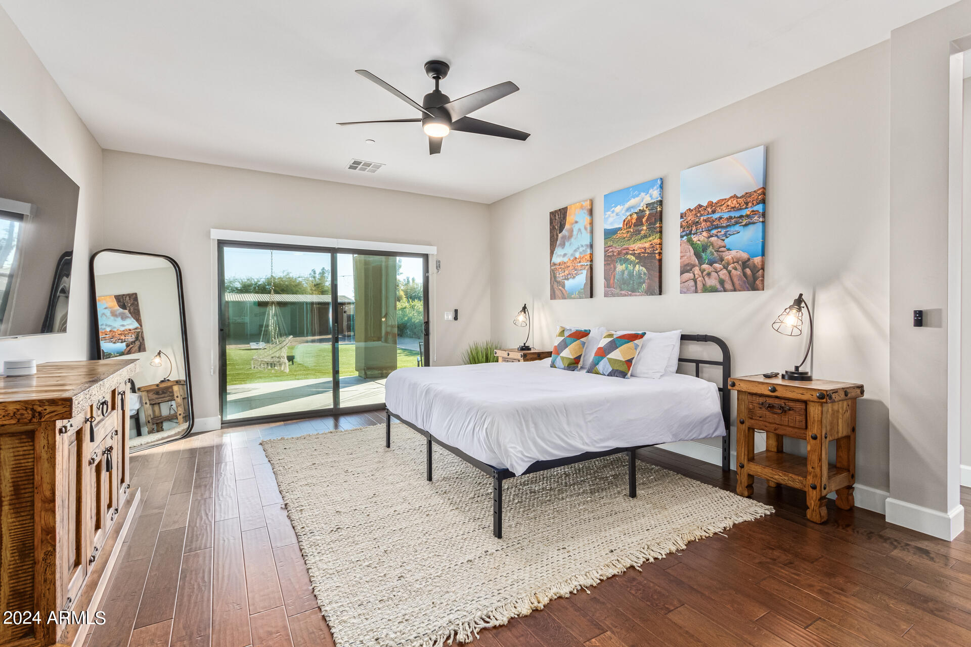 7701 E DAVENPORT Drive