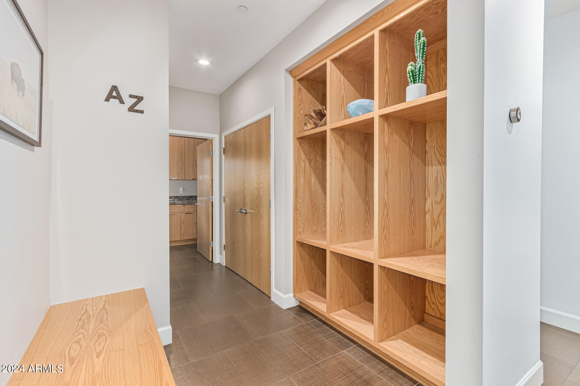 7701 E DAVENPORT Drive