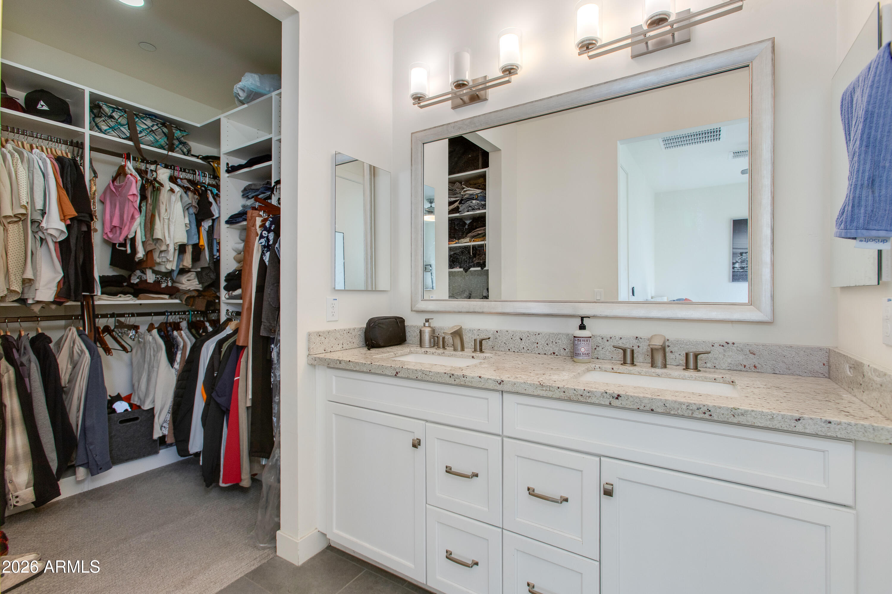 4444 N 25TH Street 31