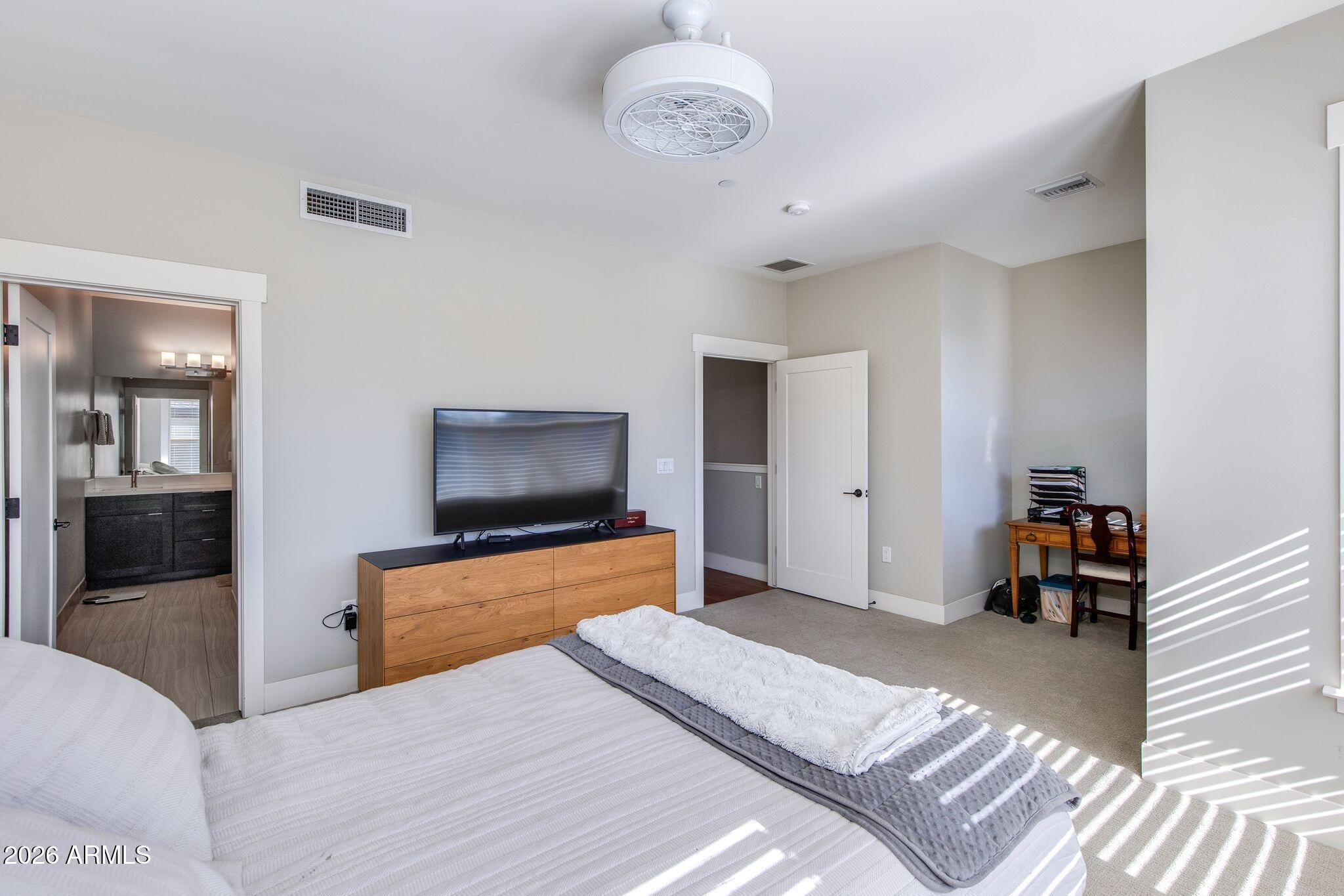 1400 E BETHANY HOME Road 14