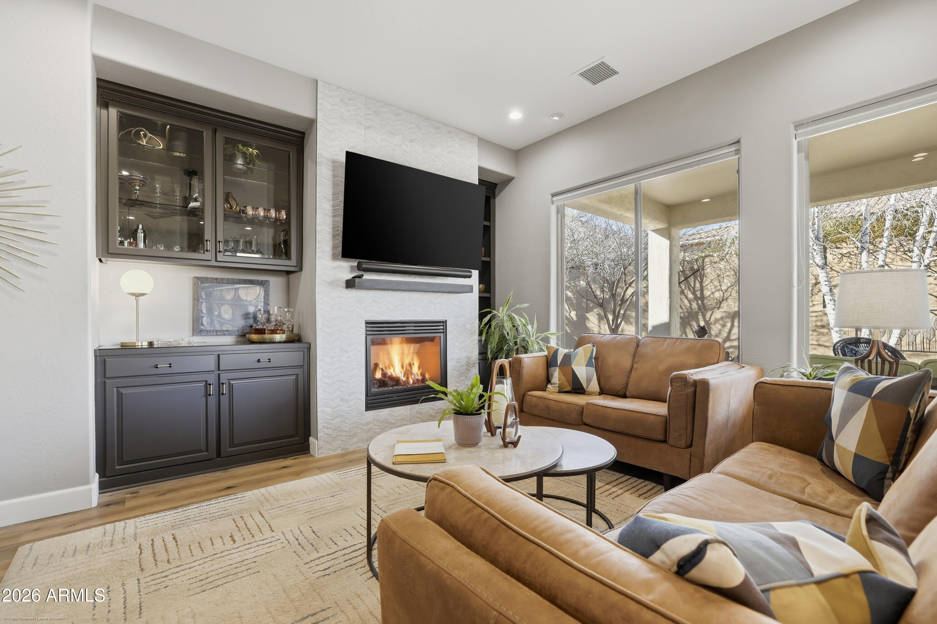 7615 E TRADERS Trail