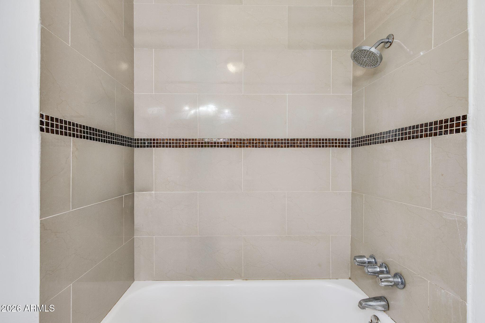 8241 N CENTRAL Avenue 23