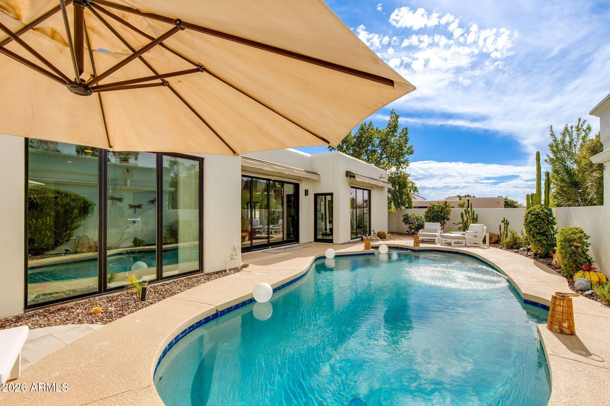 2737 E ARIZONA BILTMORE Circle 29