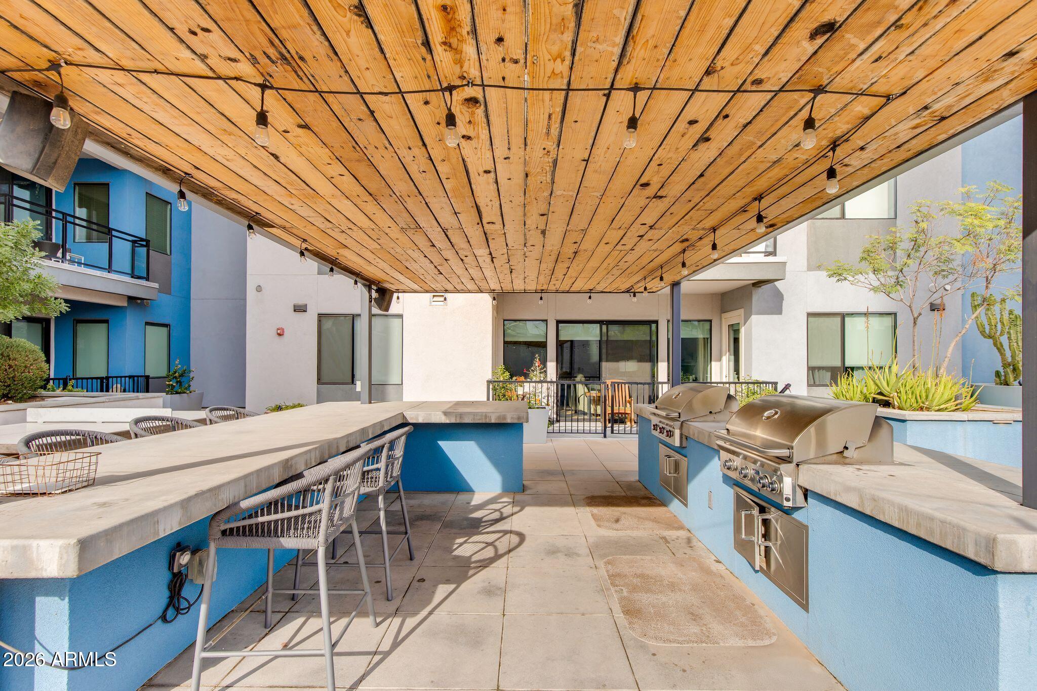 3131 N CENTRAL Avenue 6010