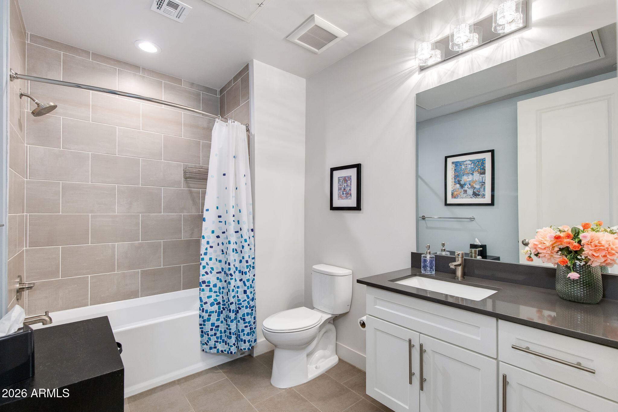 3131 N CENTRAL Avenue 6010