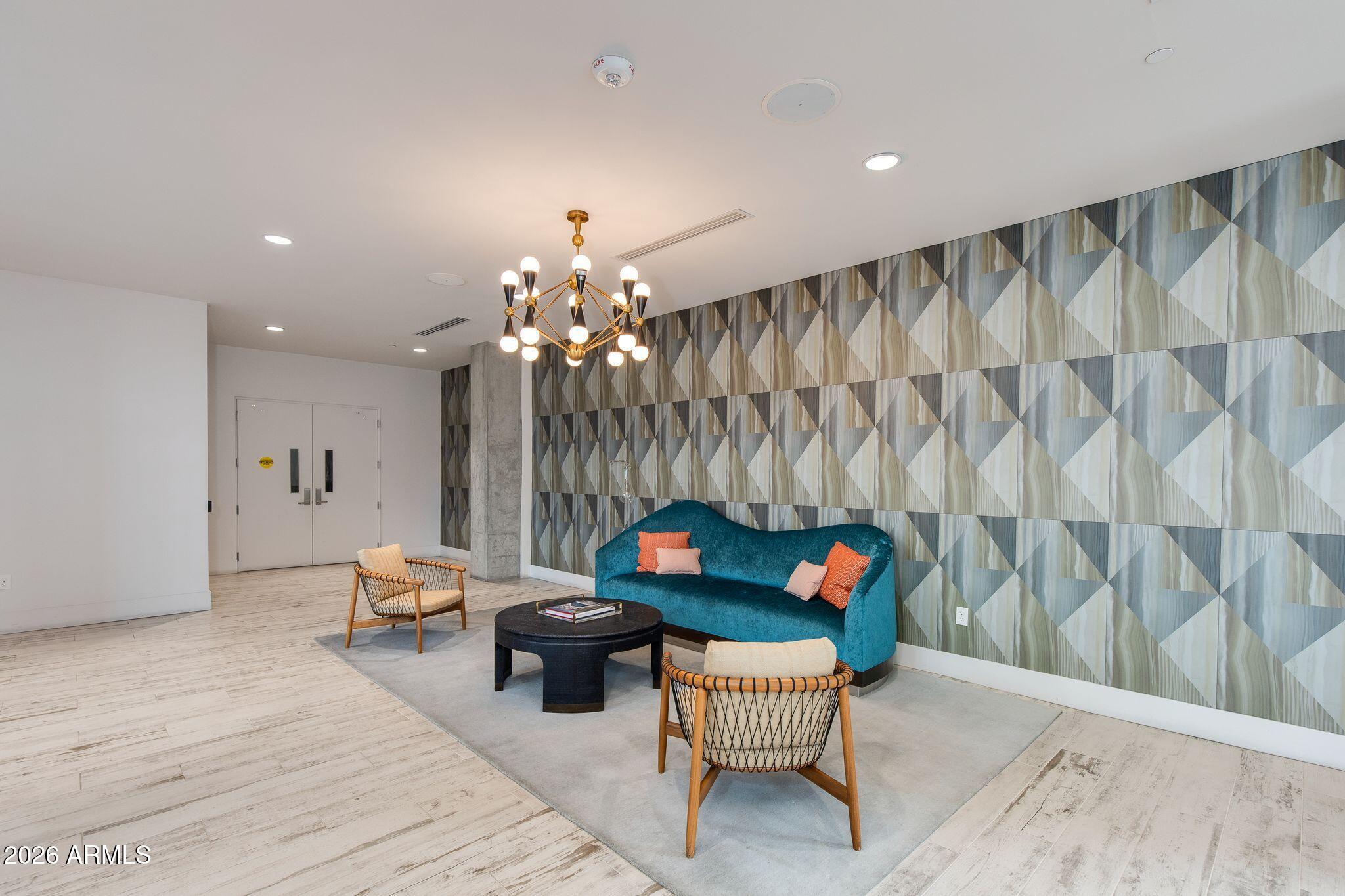 3131 N CENTRAL Avenue 6010