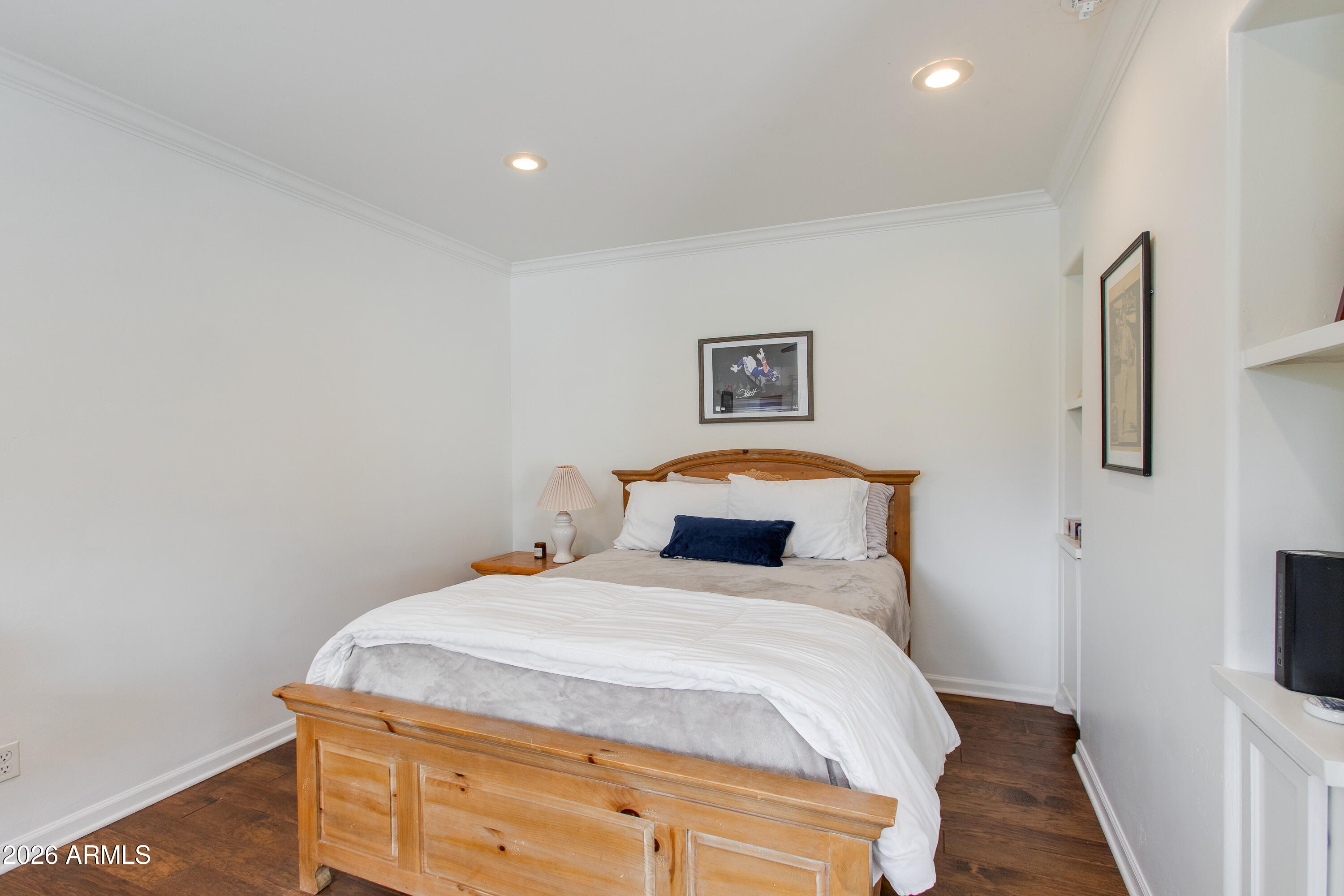 5517 E MARIPOSA Street