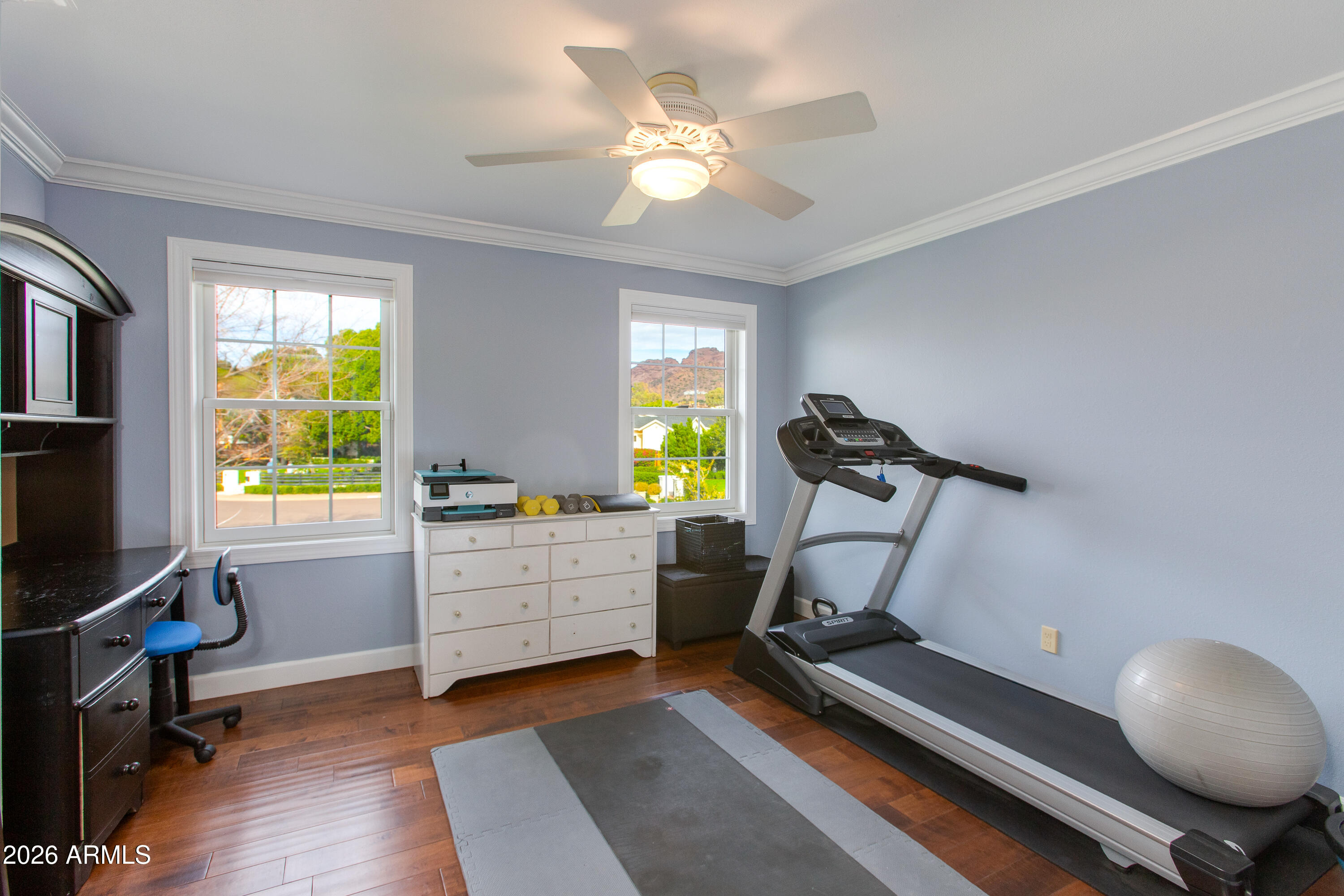 5517 E MARIPOSA Street