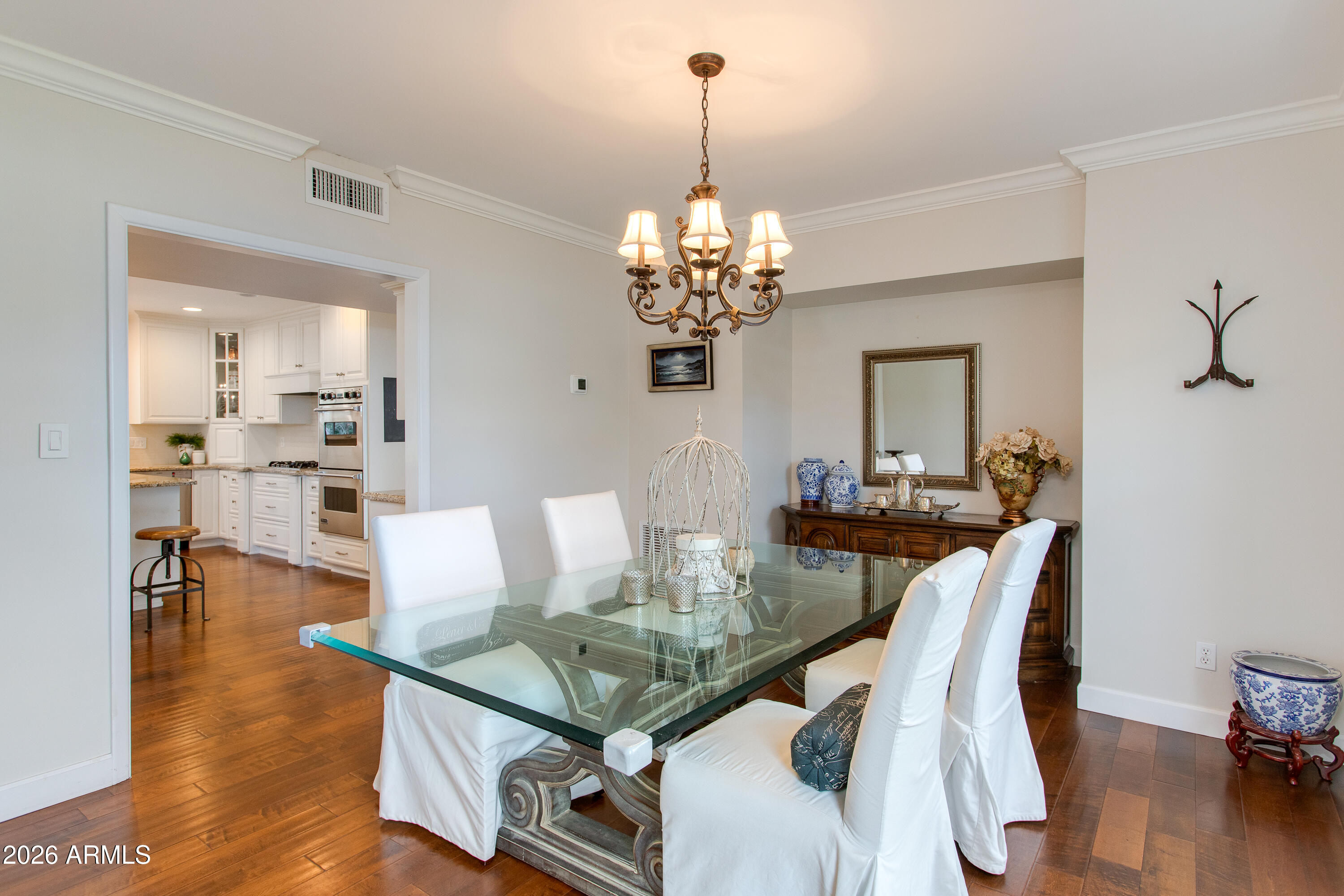 5517 E MARIPOSA Street