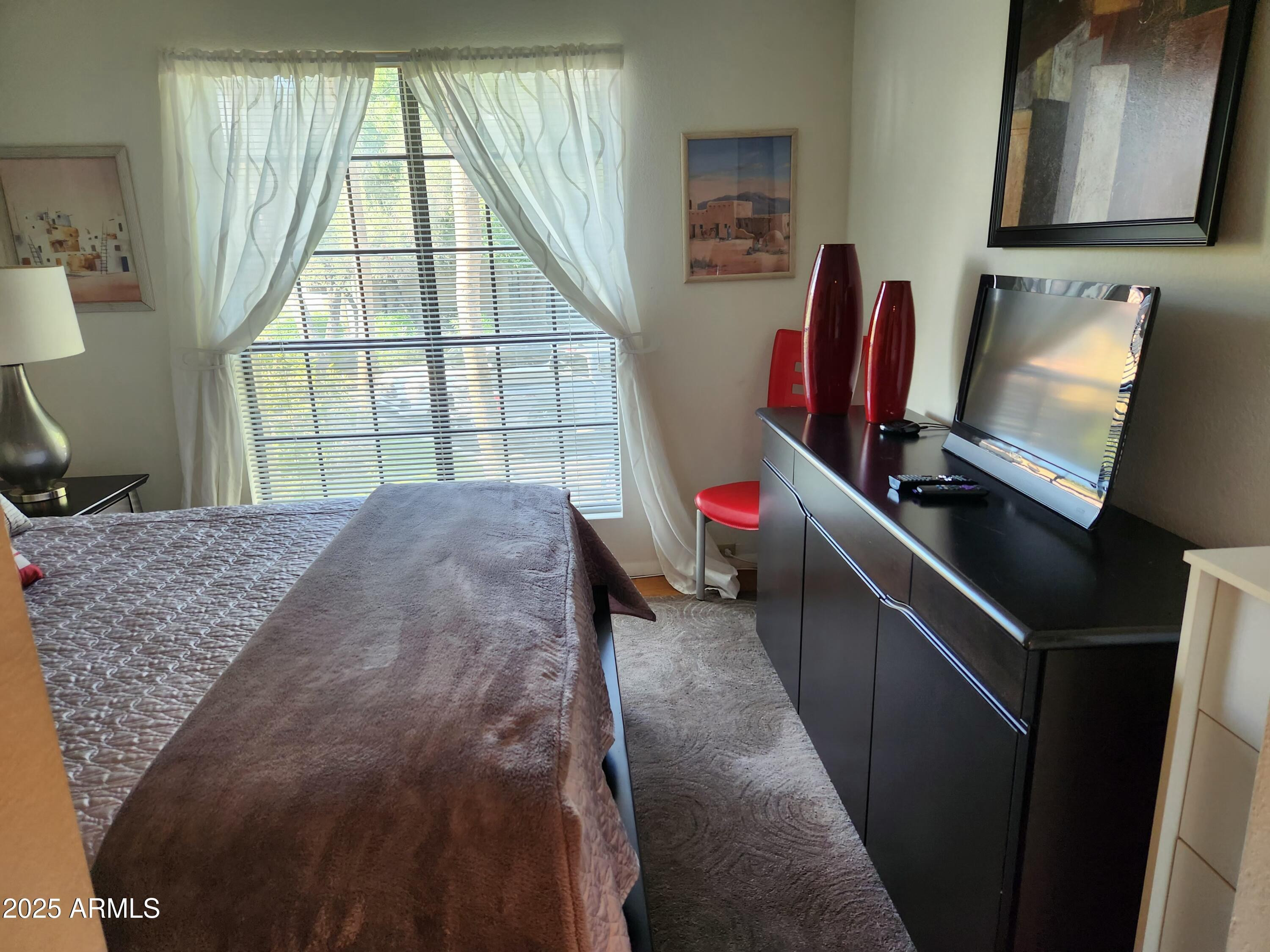 7557 N DREAMY DRAW Drive 273