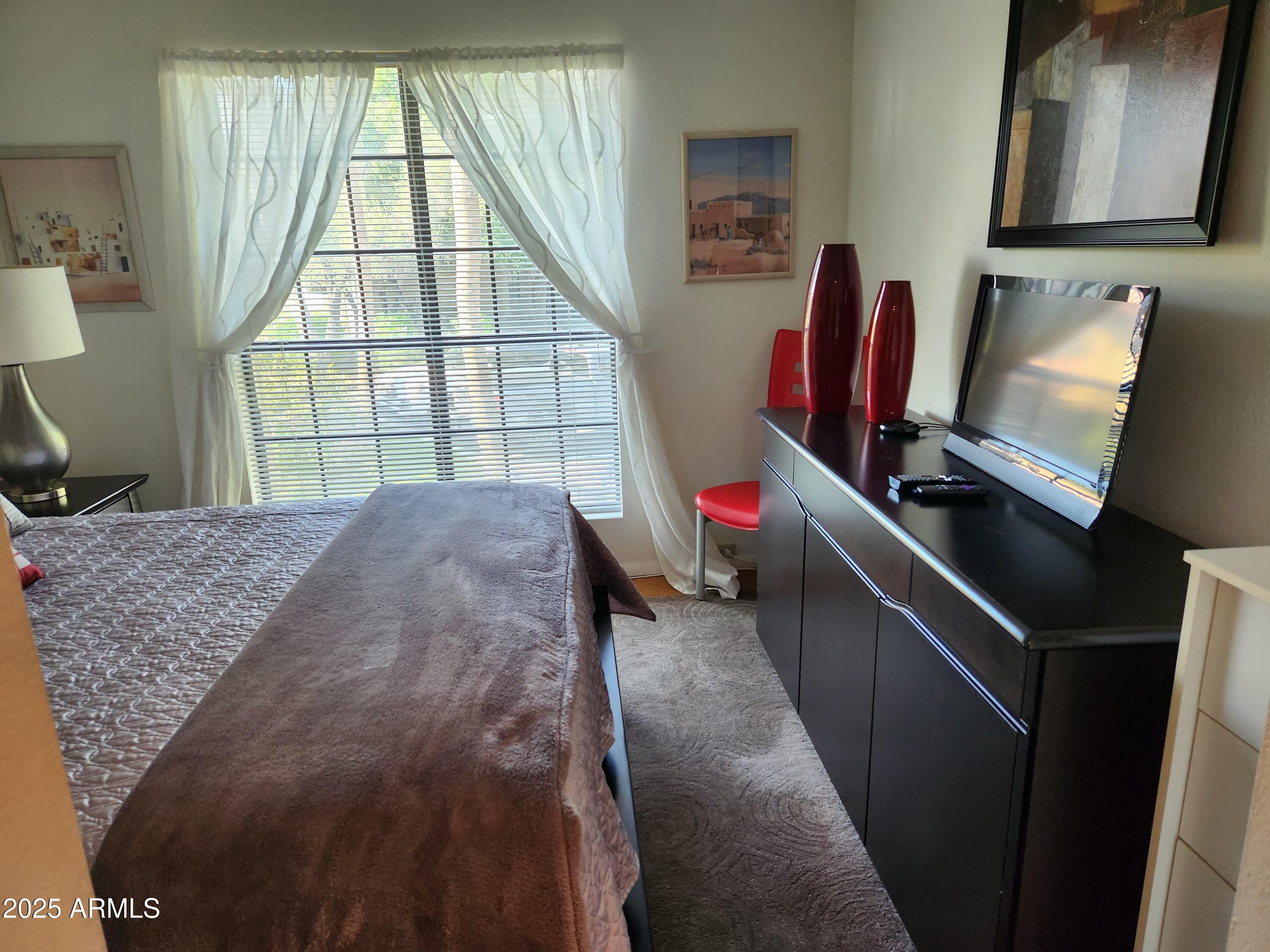 7557 N DREAMY DRAW Drive 273