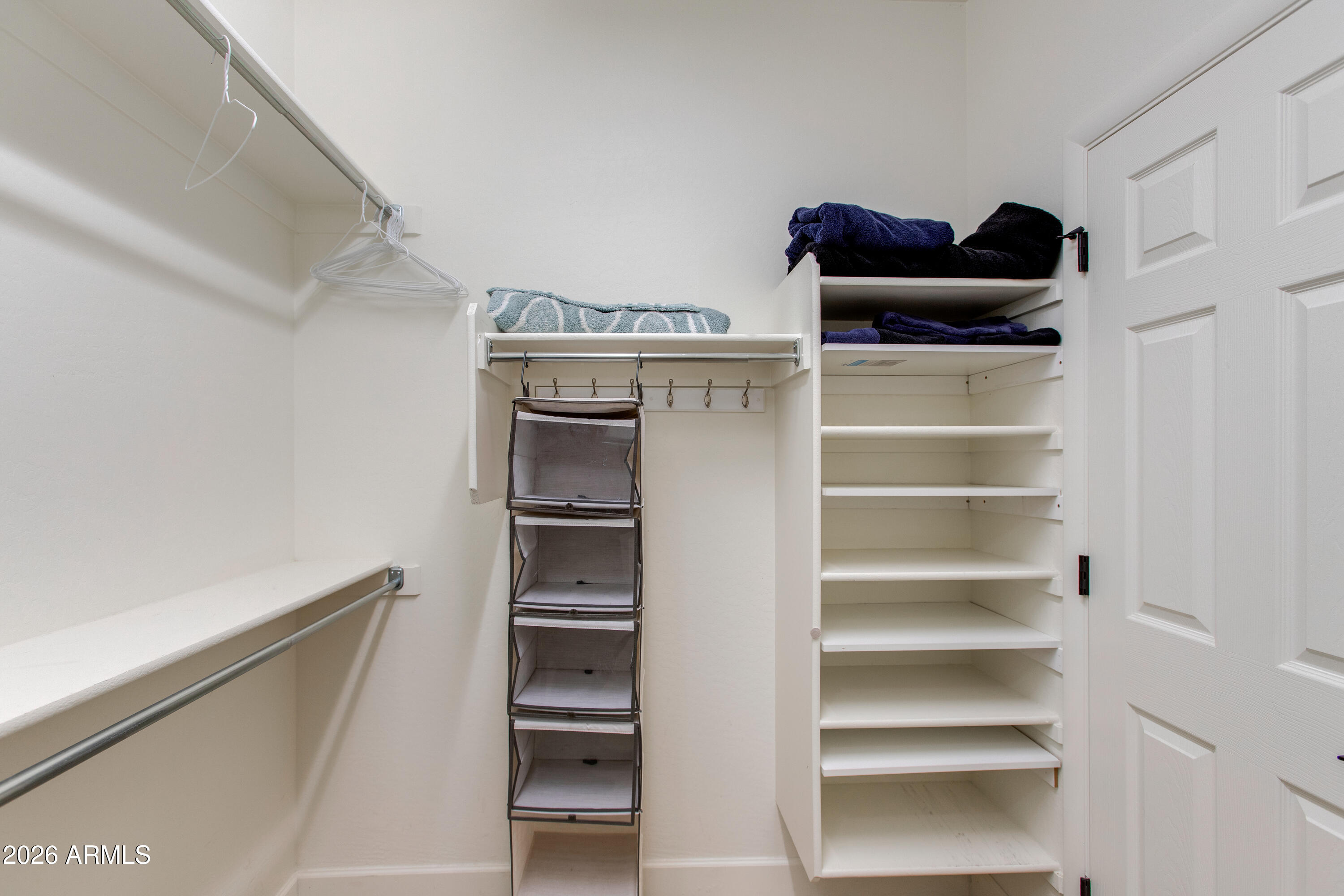 3914 GOLDMINE CANYON Way