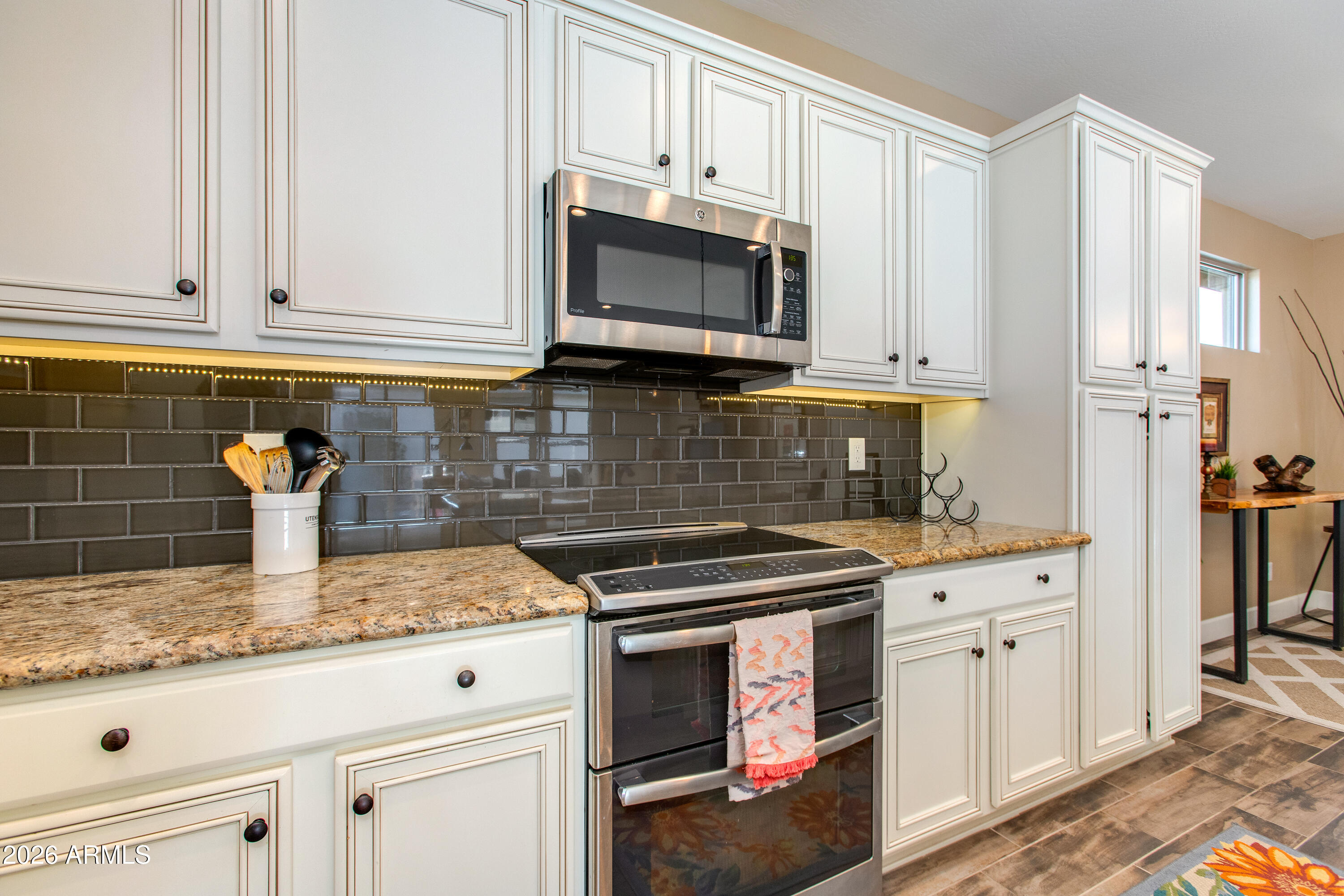 3914 GOLDMINE CANYON Way