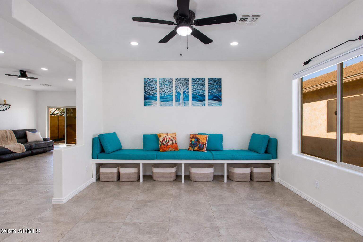 8242 S HIDDEN TRAIL Court