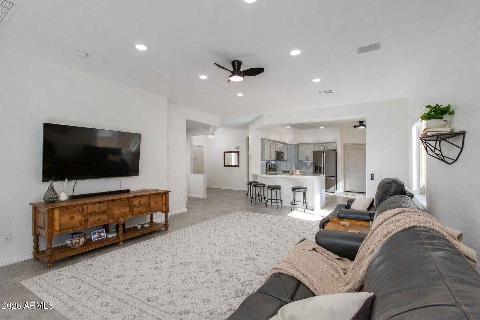 8242 S HIDDEN TRAIL Court