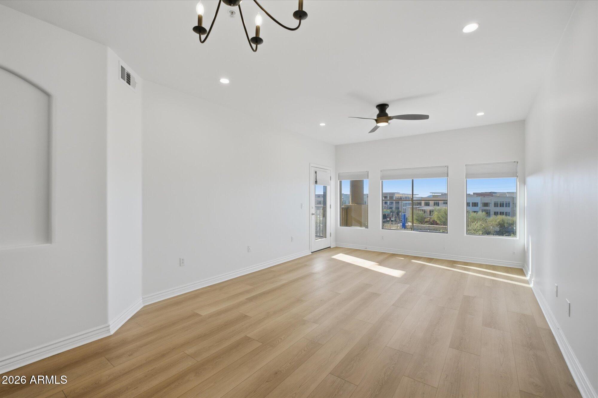 5350 E DEER VALLEY Drive 4429