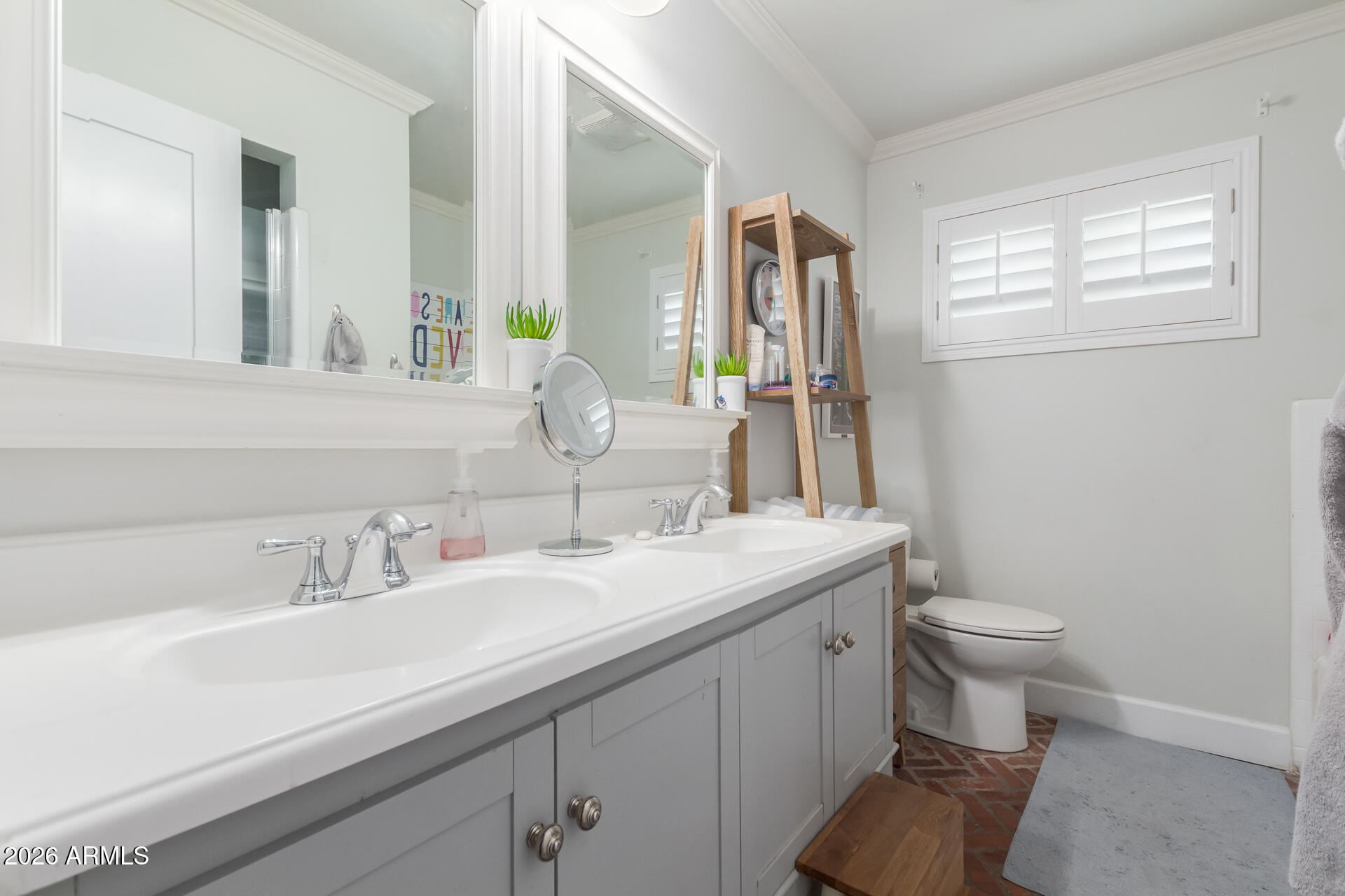 6311 E MONTEROSA Street