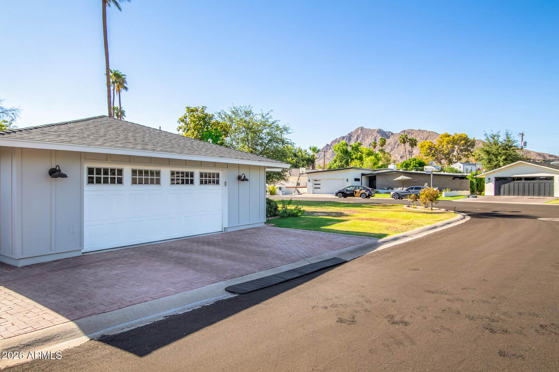 6311 E MONTEROSA Street