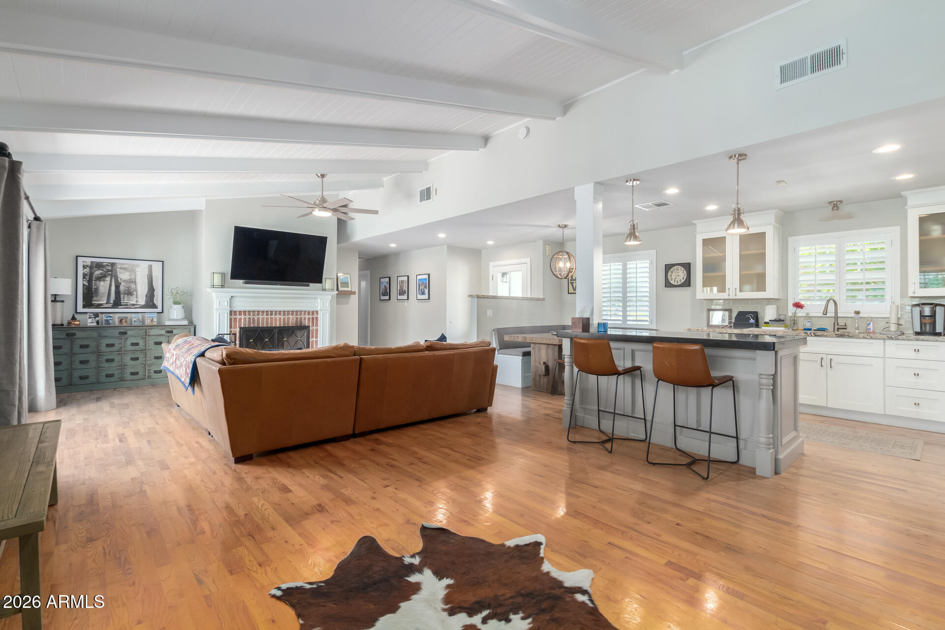 6311 E MONTEROSA Street