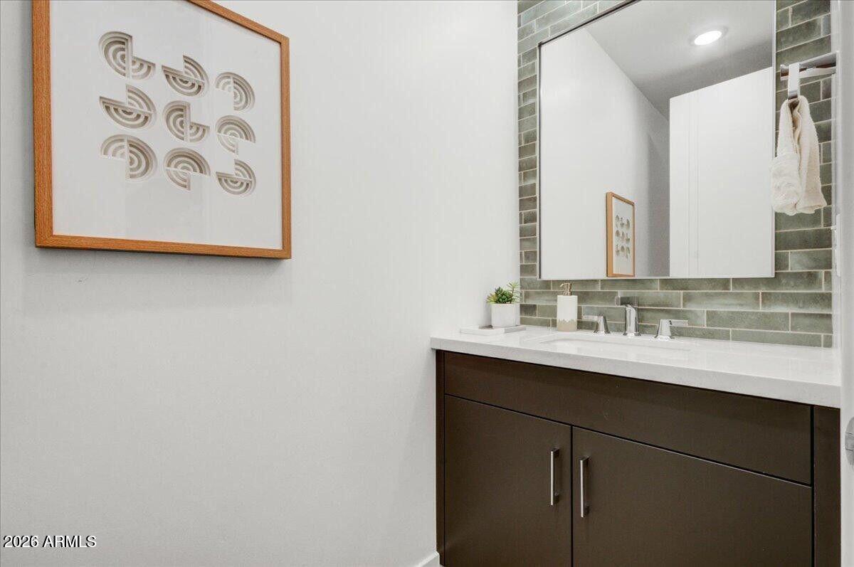 100 W Northern Avenue 6