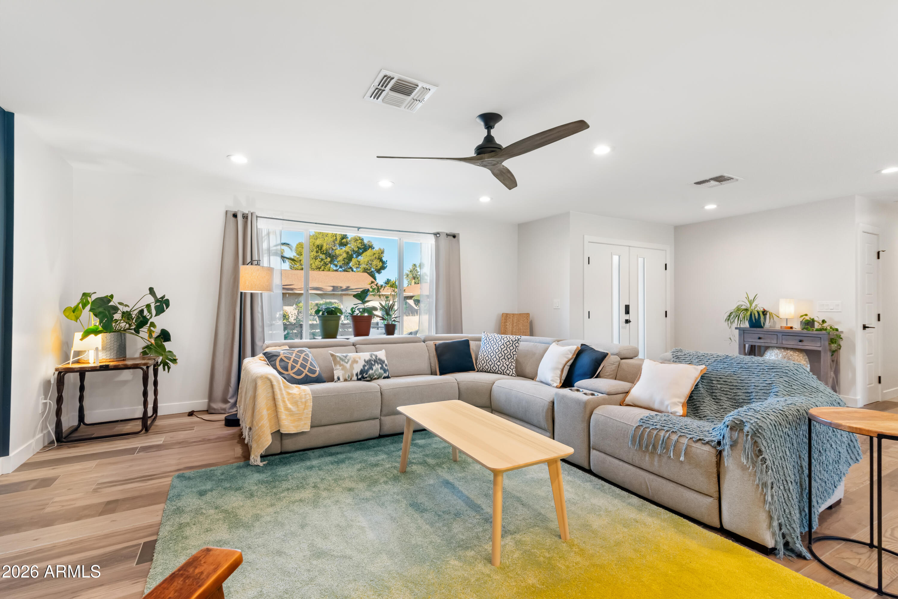 8571 E VIA DE ENCANTO