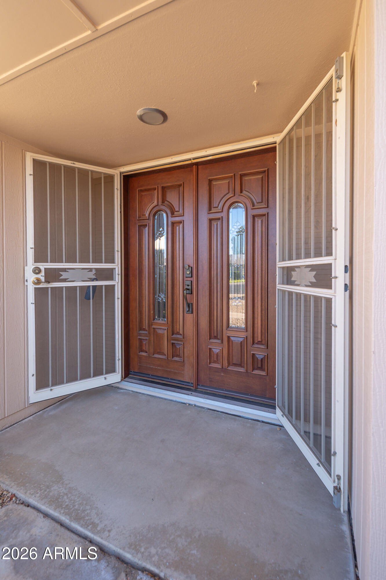 10004 W PLEASANT VALLEY Road