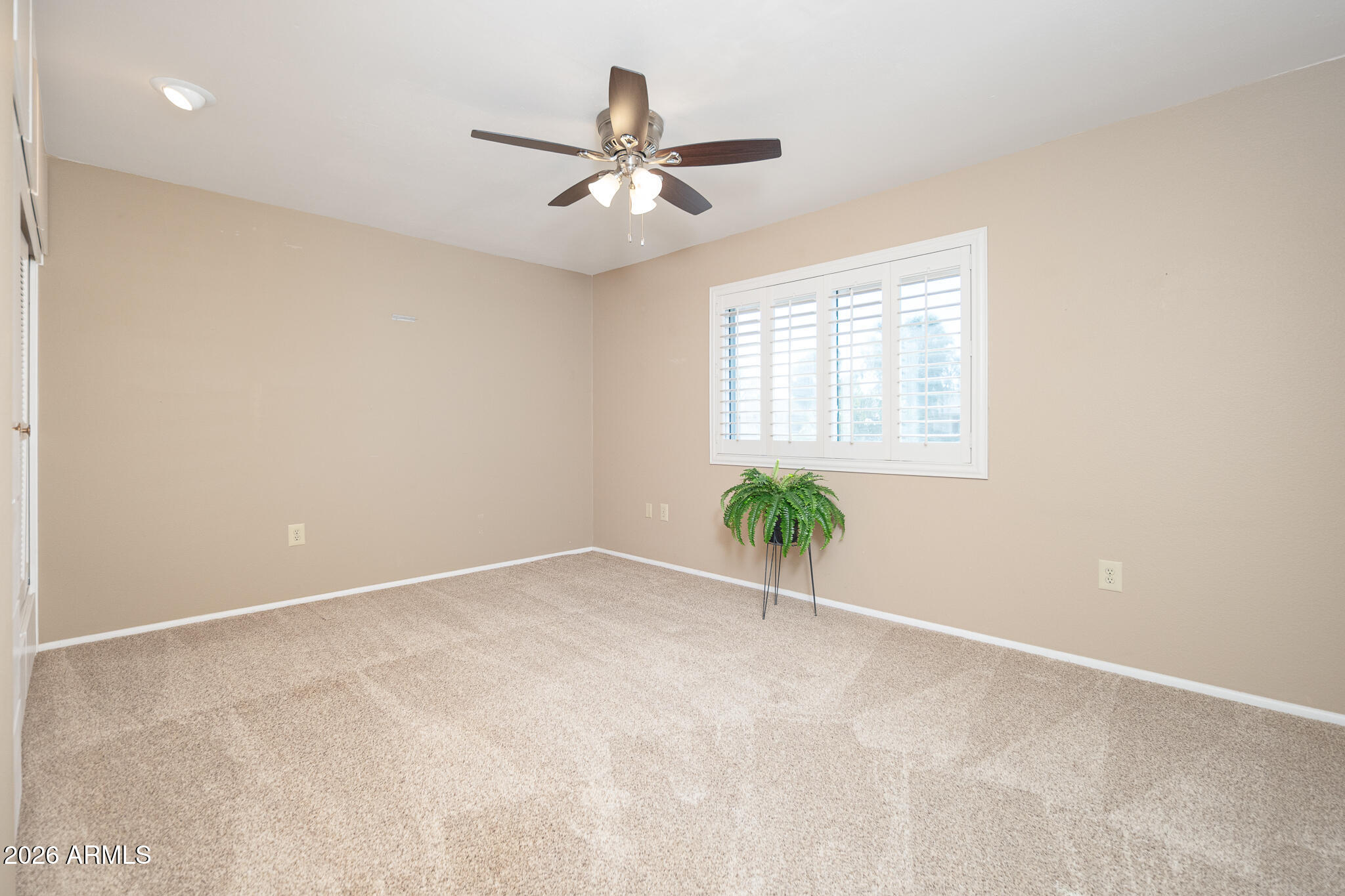 10004 W PLEASANT VALLEY Road