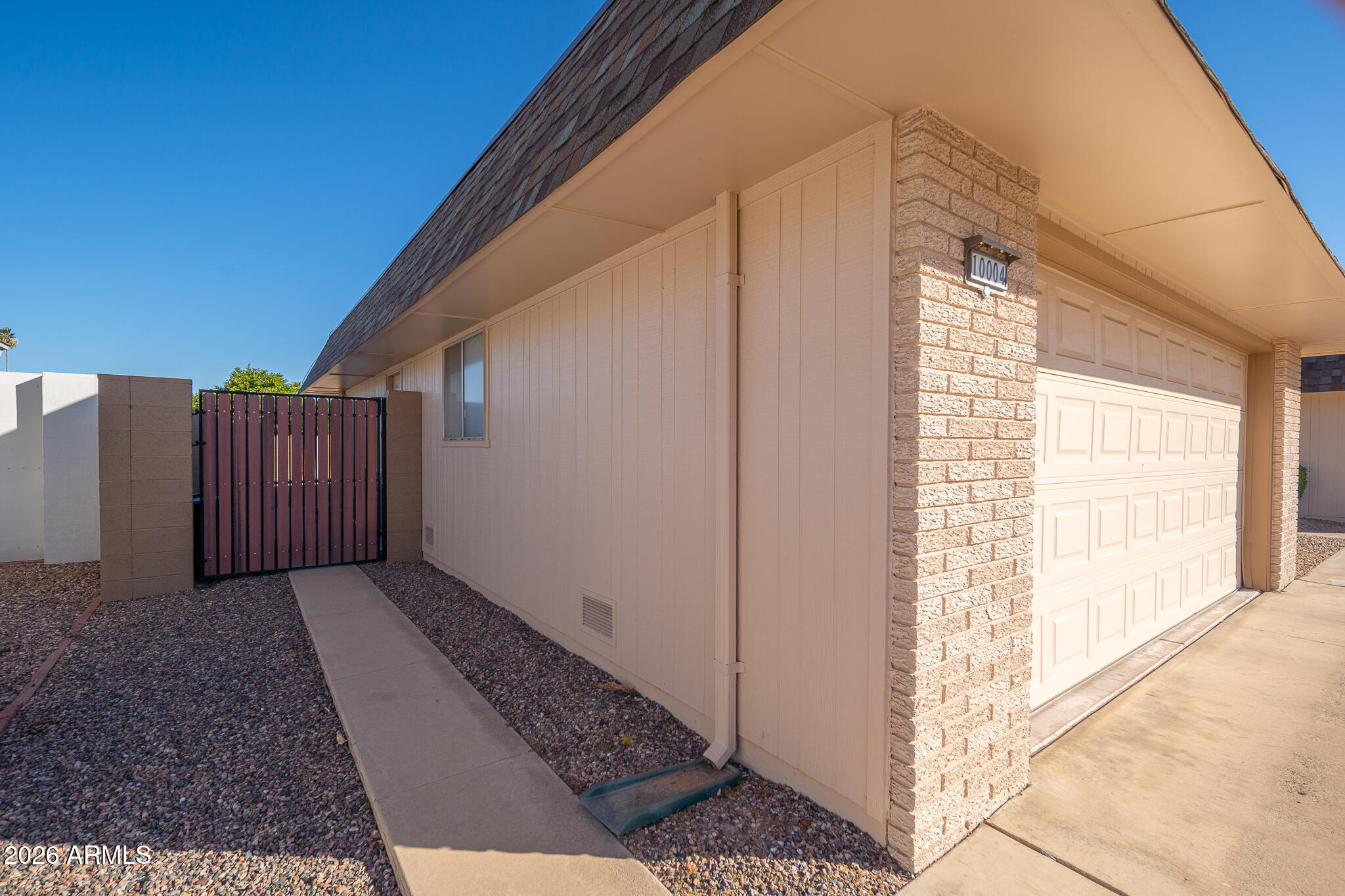 10004 W PLEASANT VALLEY Road