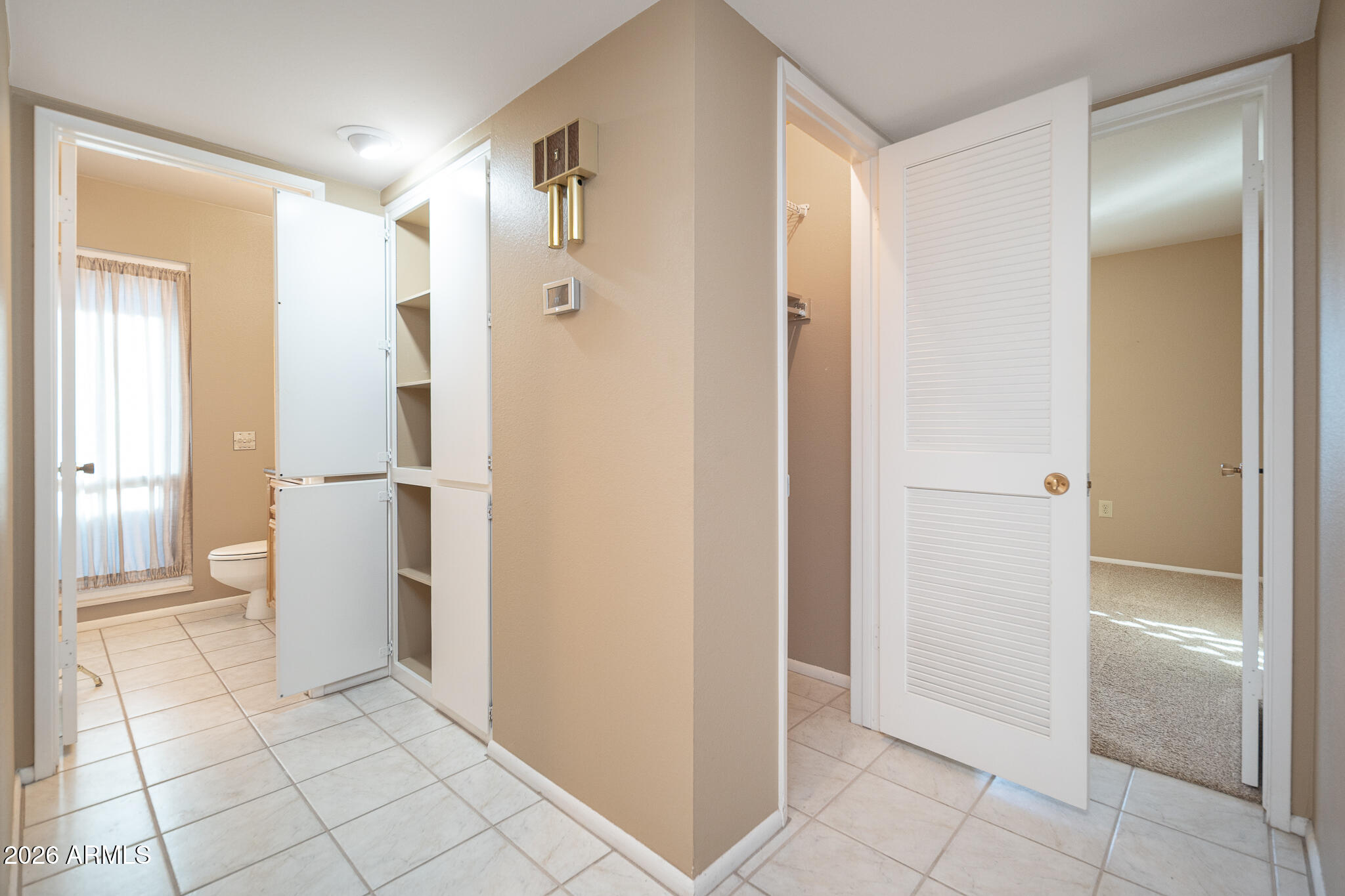 10004 W PLEASANT VALLEY Road