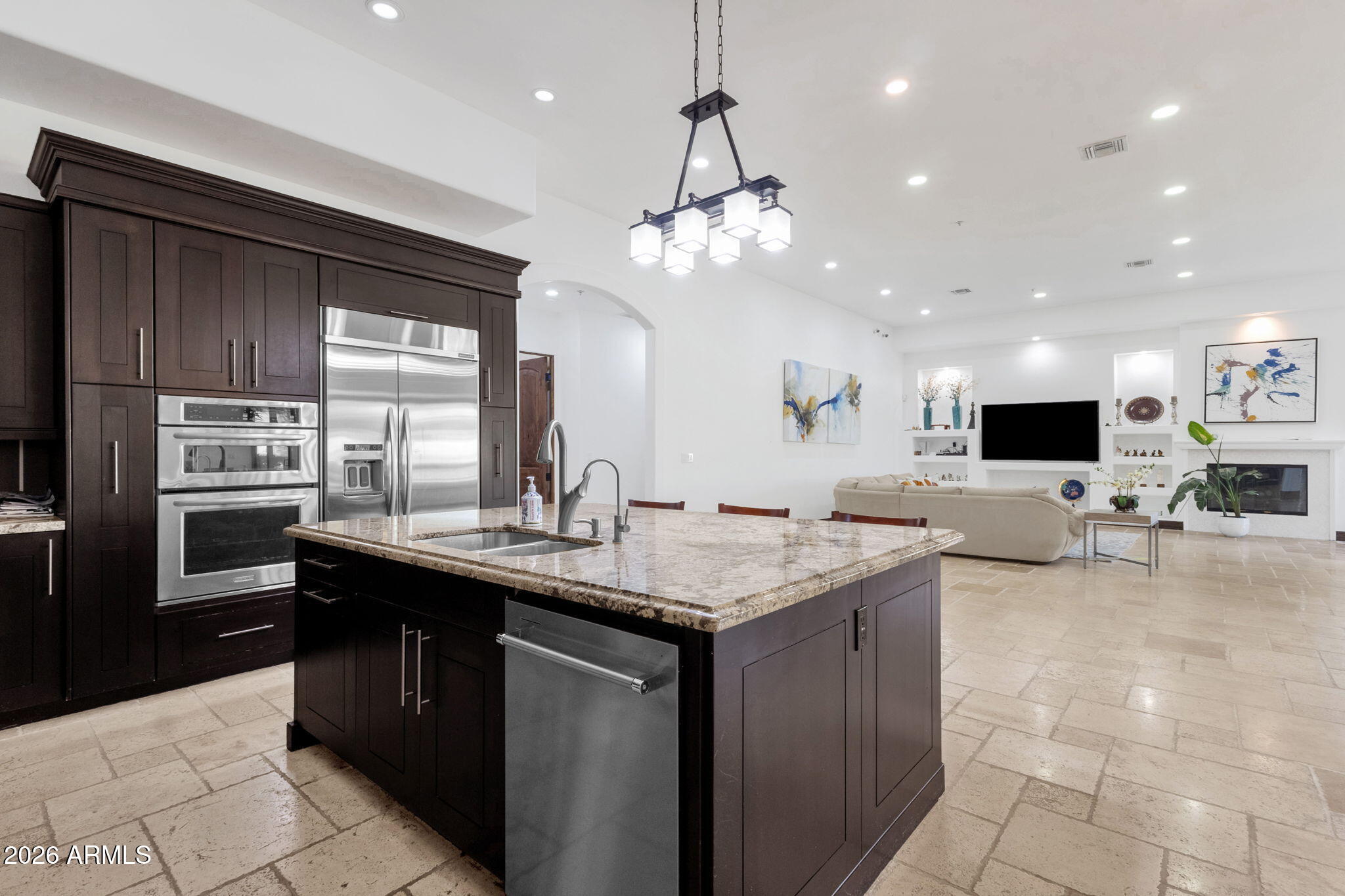 7320 E SWEETWATER Avenue