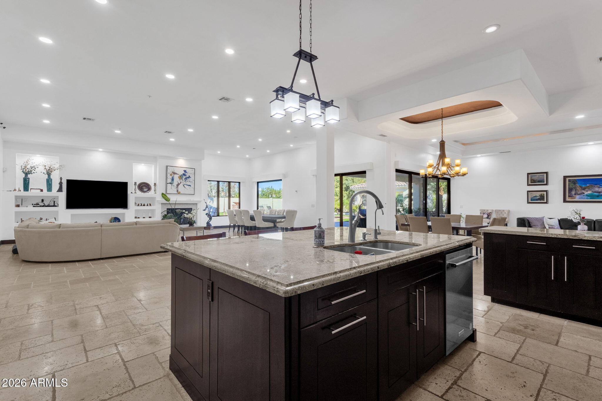 7320 E SWEETWATER Avenue