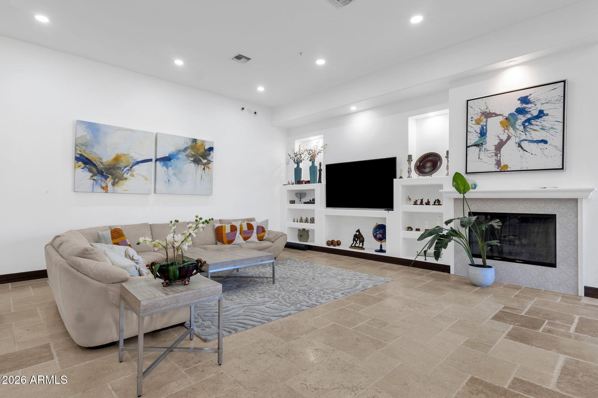 7320 E SWEETWATER Avenue