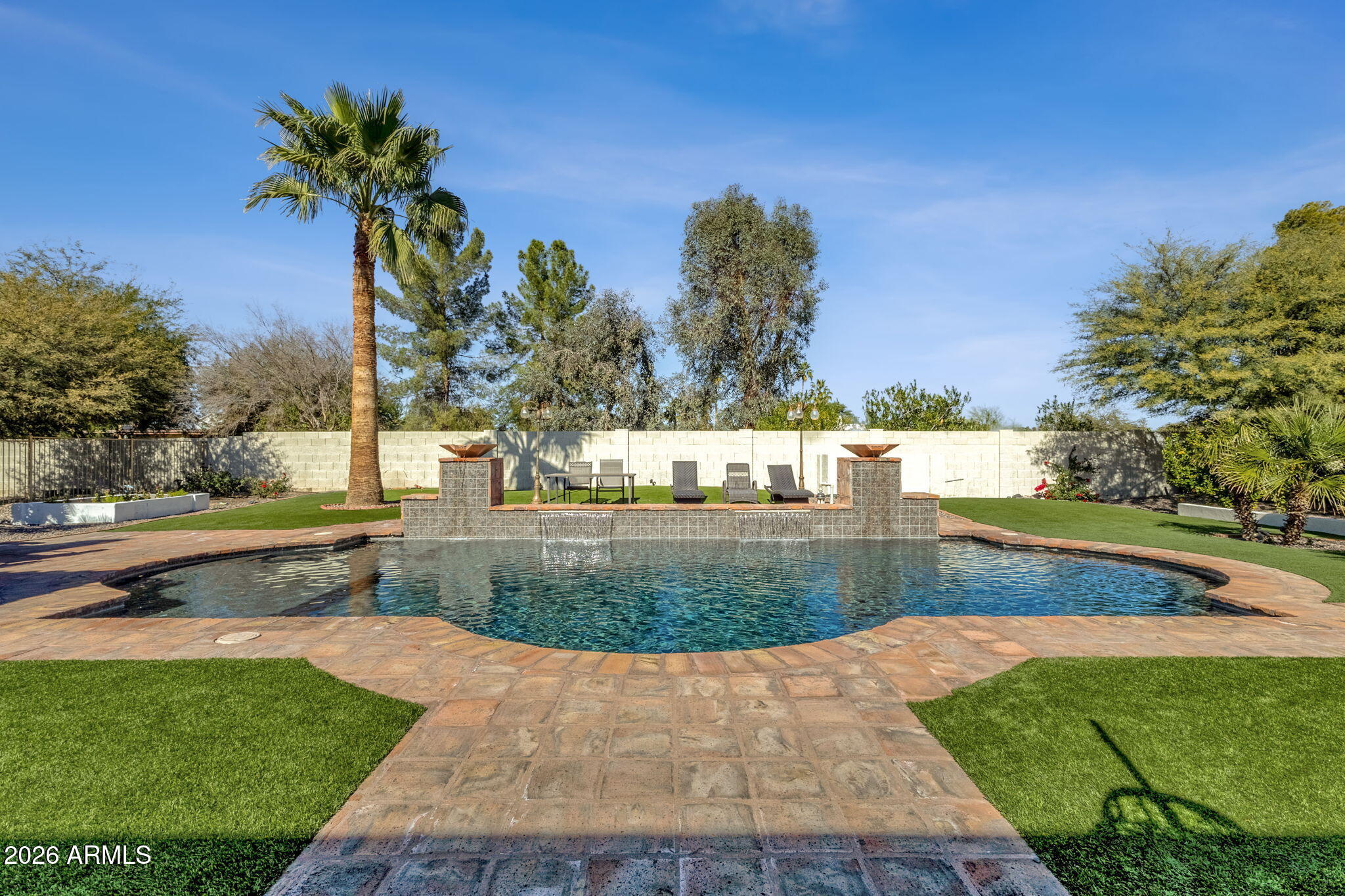 7320 E SWEETWATER Avenue