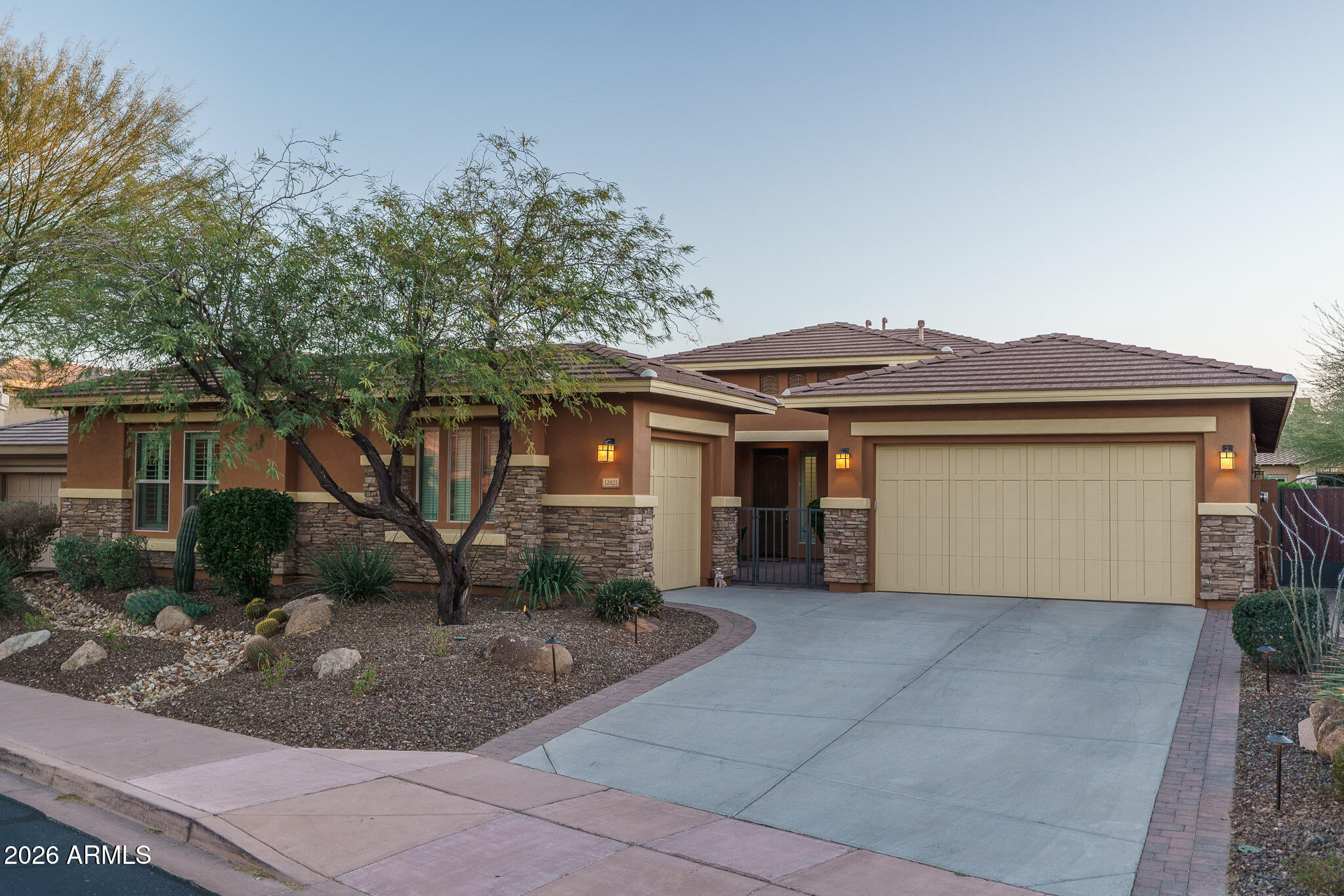 12821 W VIA CABALLO BLANCO