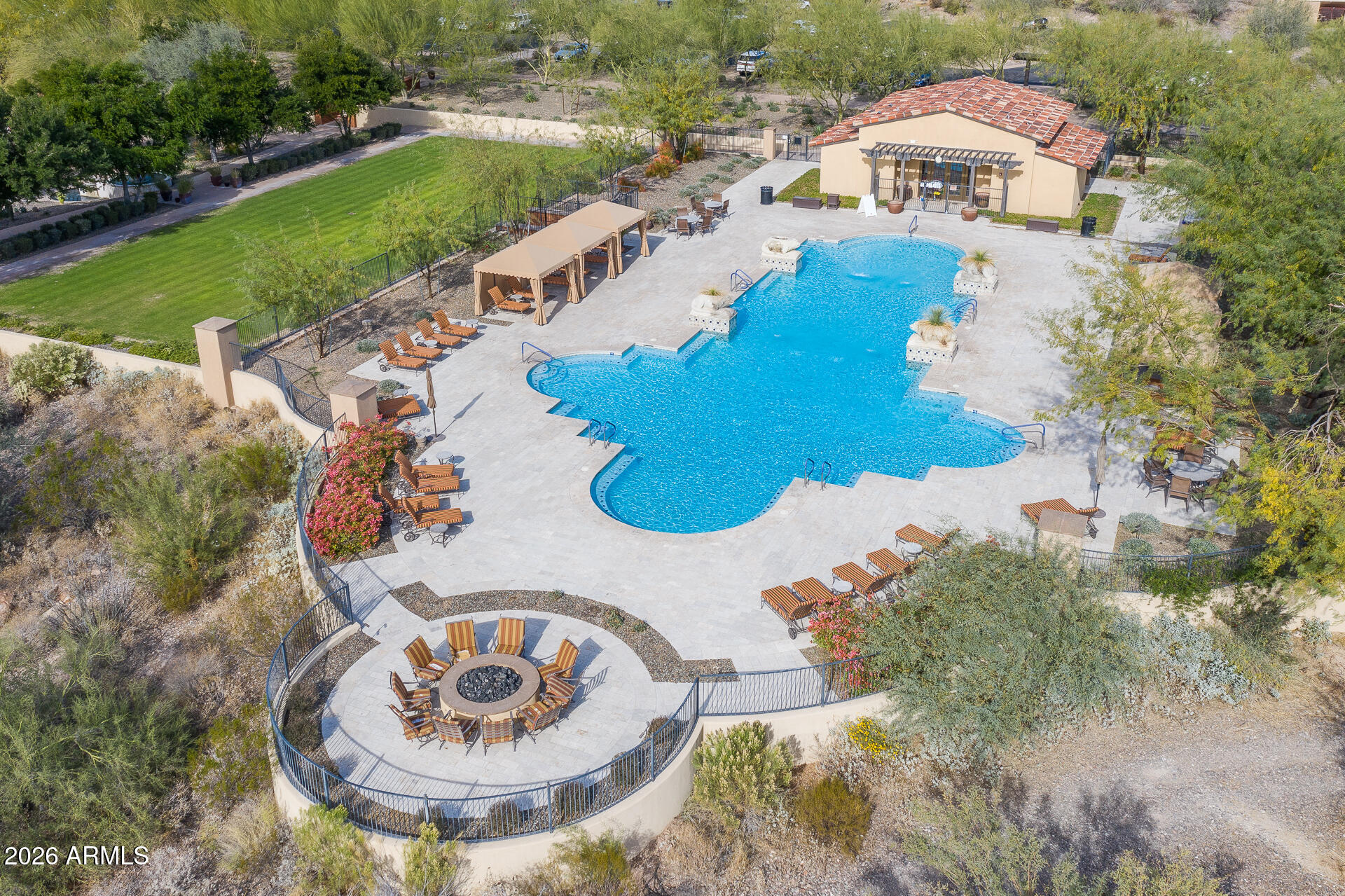 12821 W VIA CABALLO BLANCO