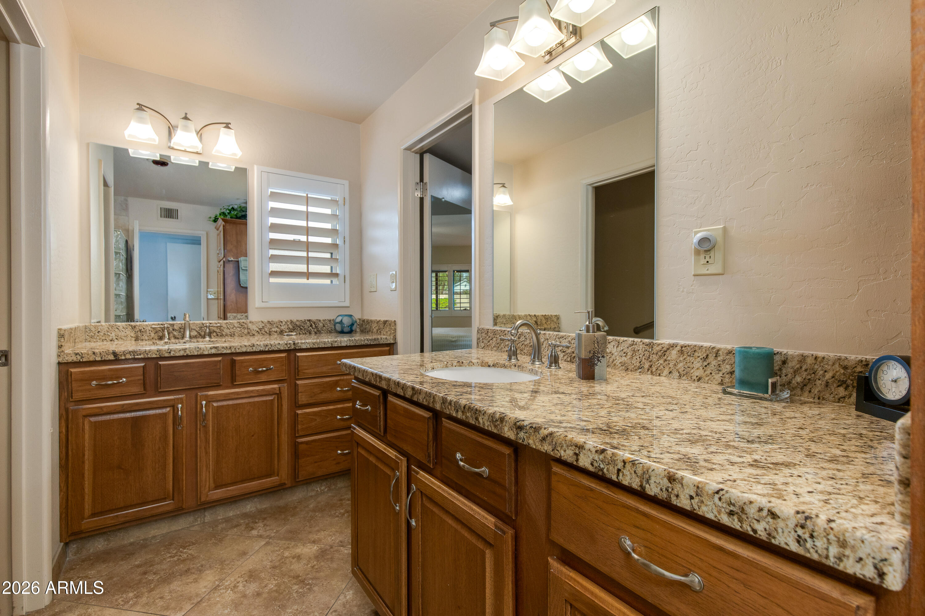 6446 E CALLE DEL MEDIA